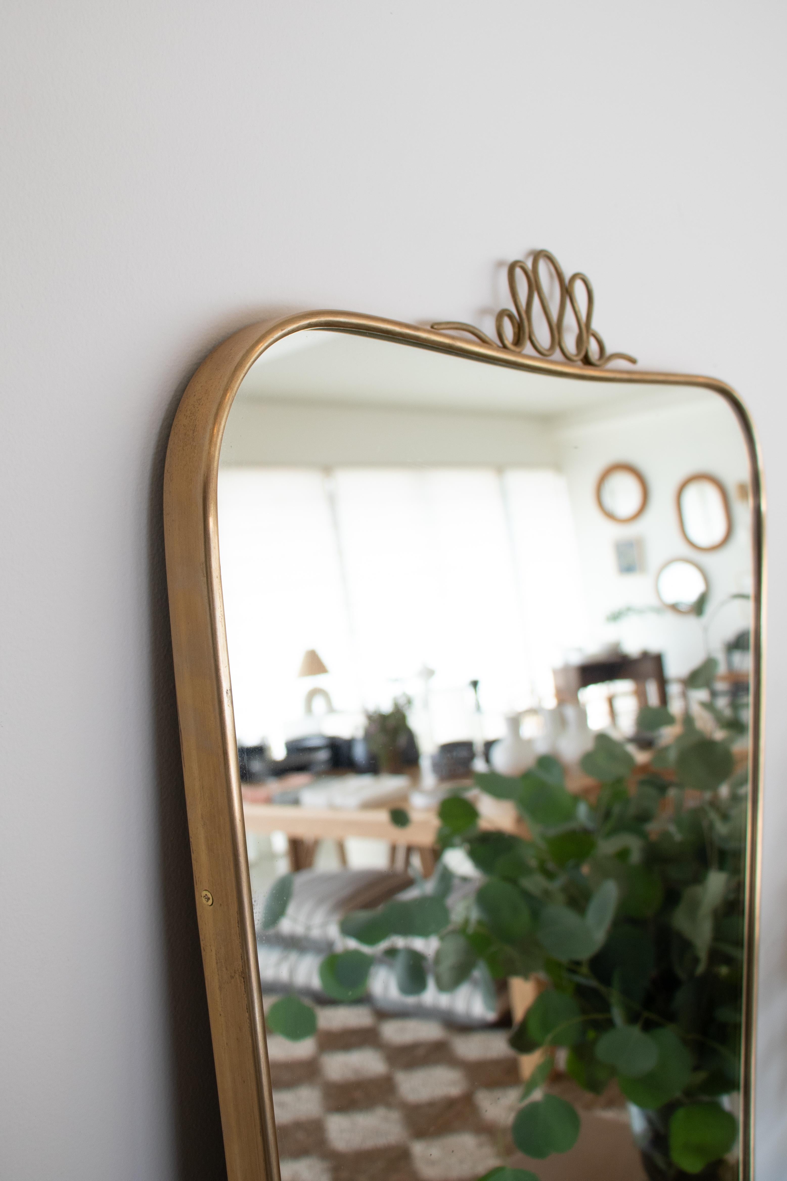 1950s Italian Brass Mirror in the Style of Gio Ponti In Good Condition In Los Angeles, CA
