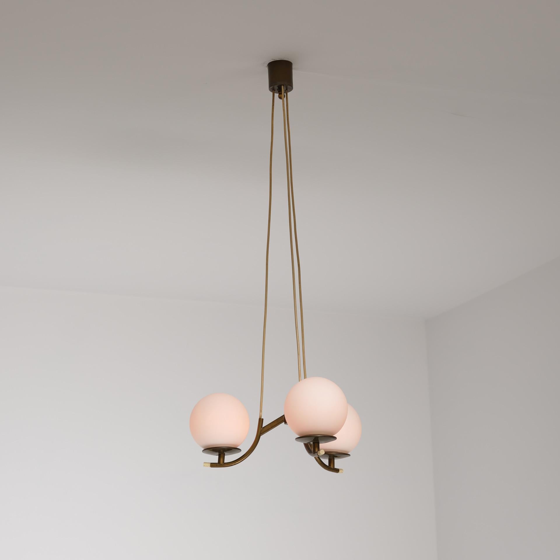 1950s Italian Brass Pendant Lamp with Opaline Glass Spheres For Sale 6