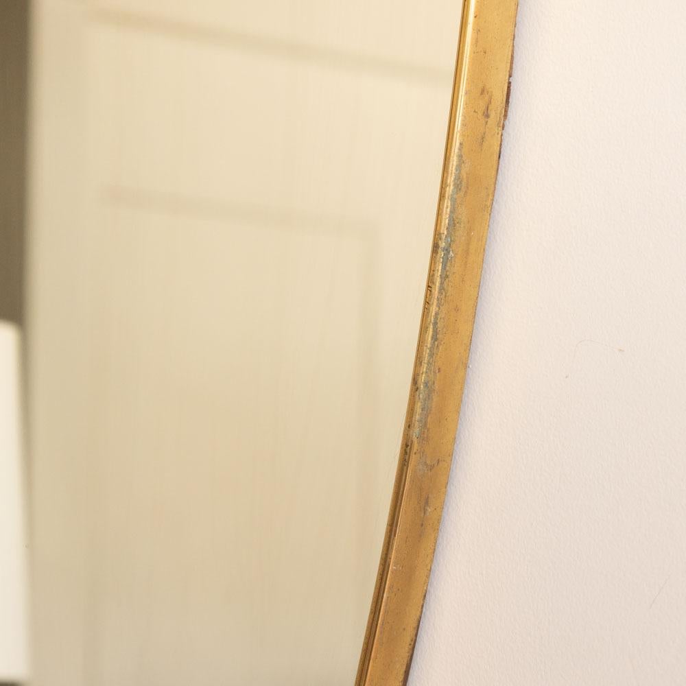 Miroir en laiton italien des années 1950 en vente 7