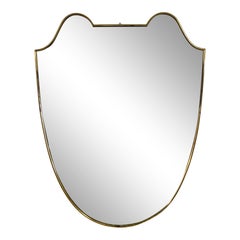 1950er Jahre Italienischer Messingspiegel in Form eines Schildes
