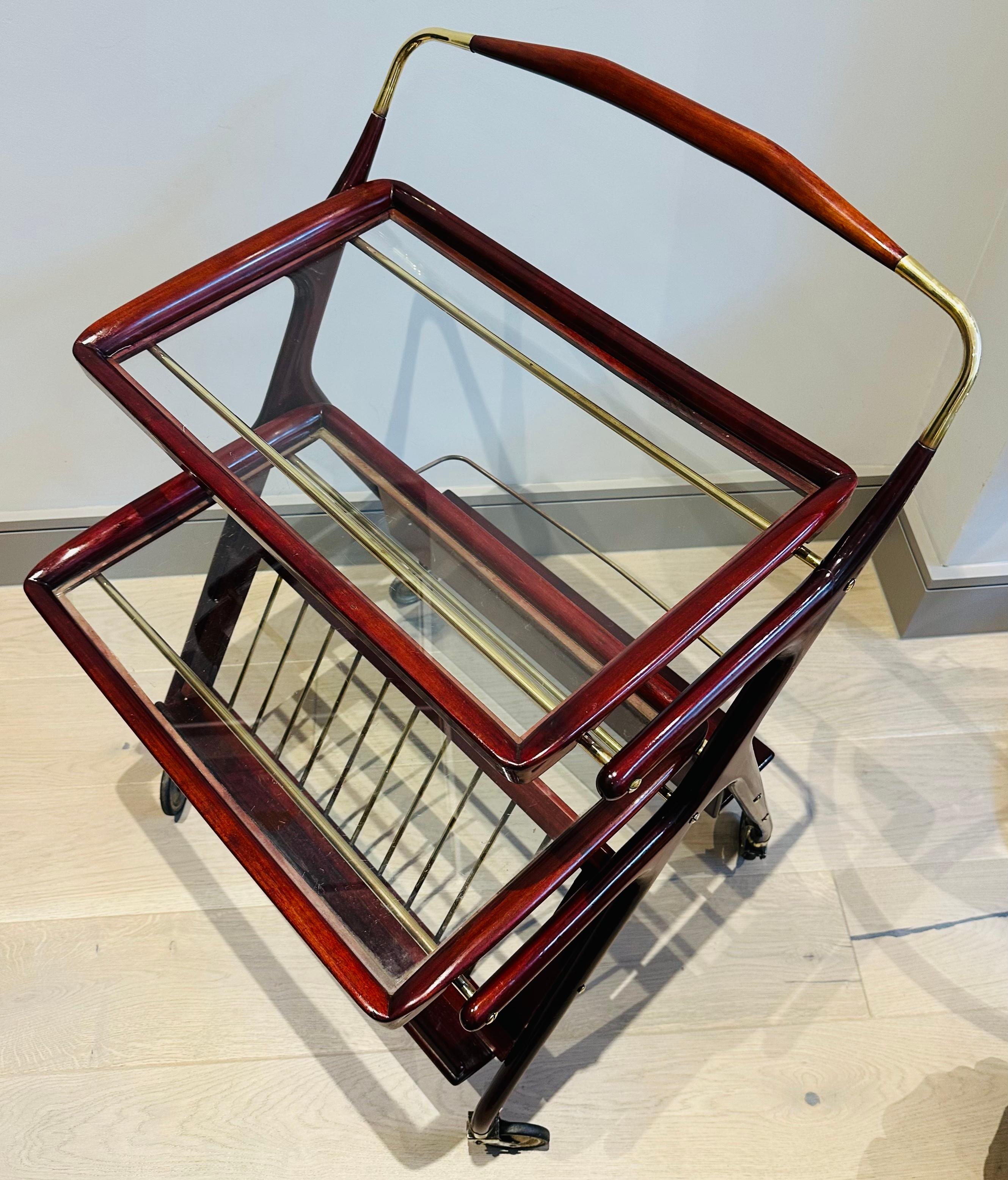 1950s Italian Brass & Wood Bar Cart or Drinks Trolley by Cesare Lacca - Cassina For Sale 3