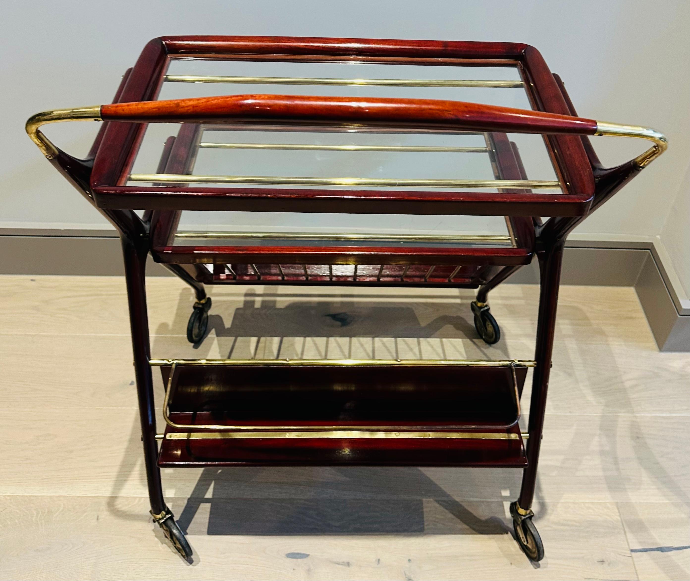 1950s Italian Brass & Wood Bar Cart or Drinks Trolley by Cesare Lacca - Cassina For Sale 2