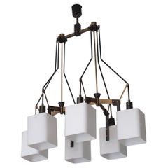 Lampadario italiano degli anni '50 attribuito a Stilnovo in acciaio smaltato nero e ottone