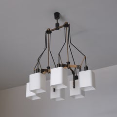 Lampadario italiano degli anni '50 attribuito a Stilnovo in acciaio smaltato nero e ottone
