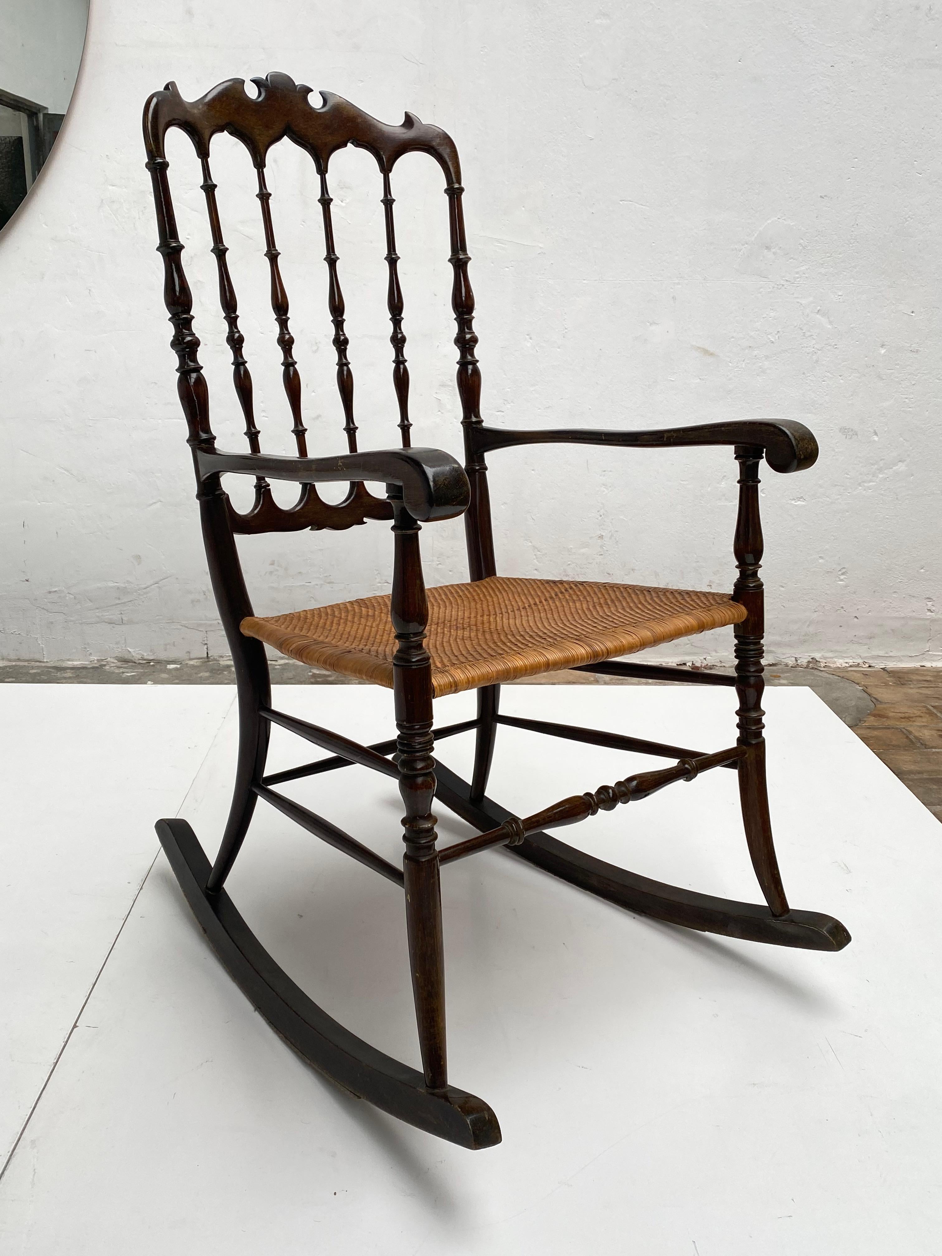 Mid-20th Century 1950s Italian Chiavari Rocking Chair with Original Woven Seat For Sale