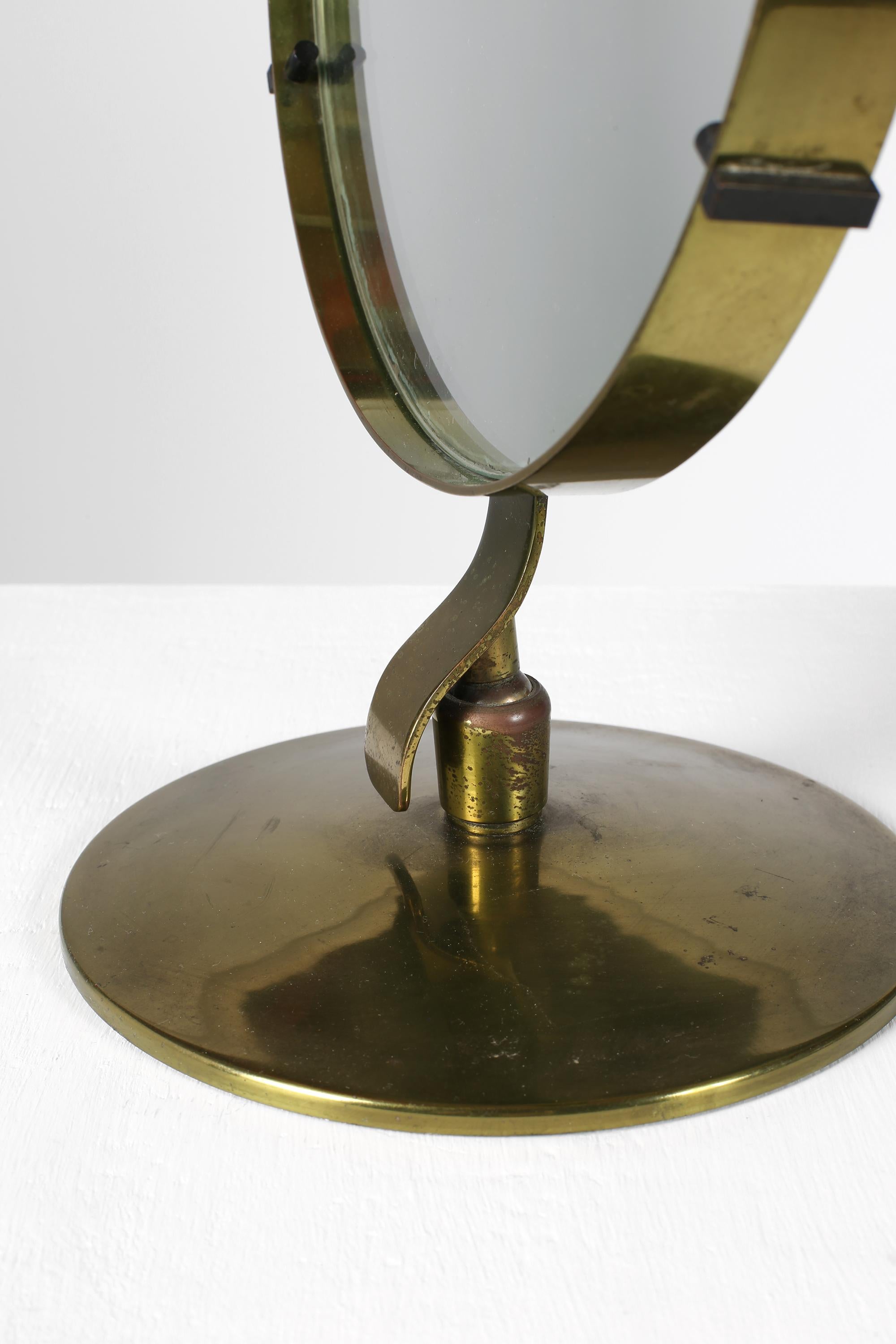 1950s Italian Circular Brass Vanity Table Mirror For Sale 5