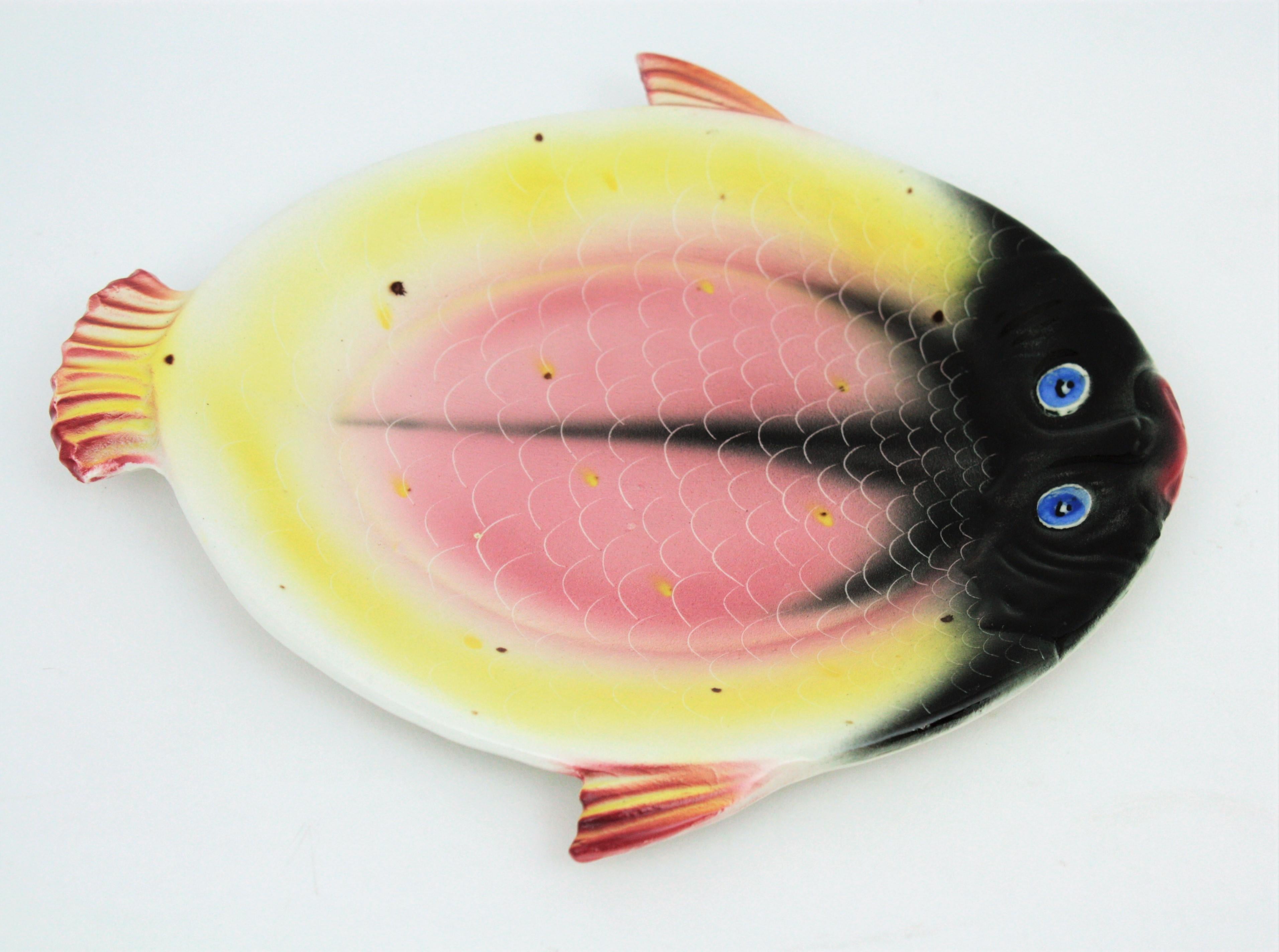20th Century 1950s Italian Colorful Pink & Yellow Glazed Ceramic Sole Fish Plate / Vide-Poche