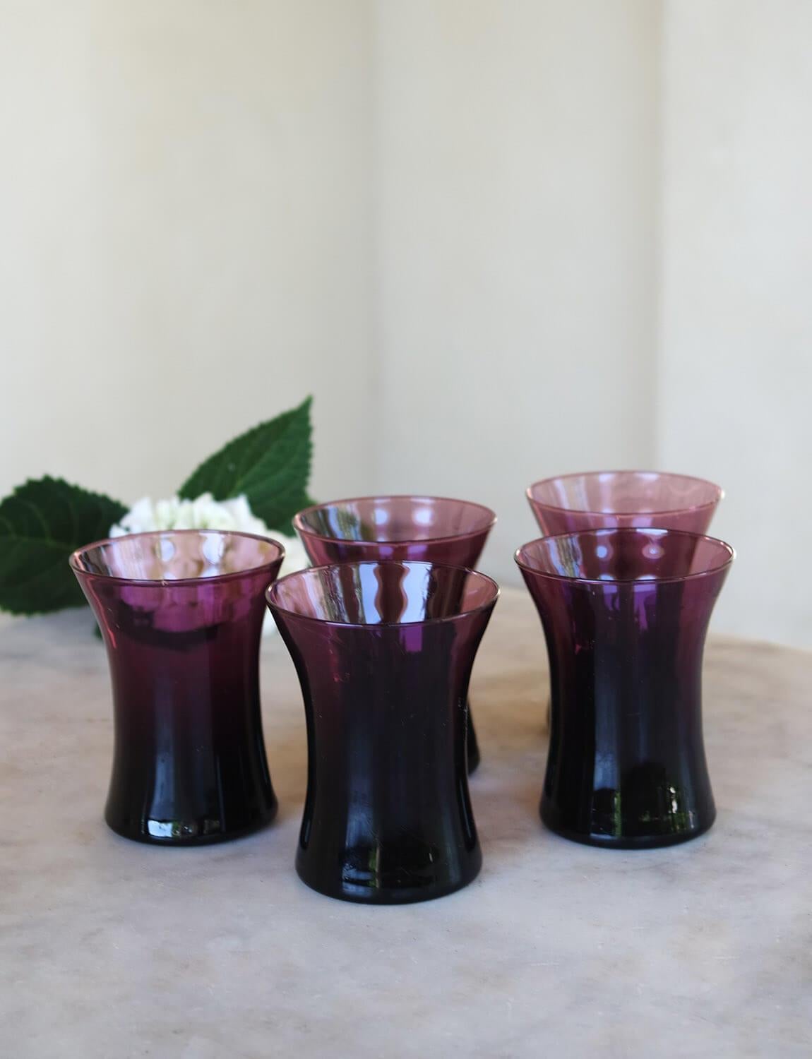 Mid-Century Modern 1950s Italian Cranberry Hand-Blown Empoli Glass Jug and Glasses Set