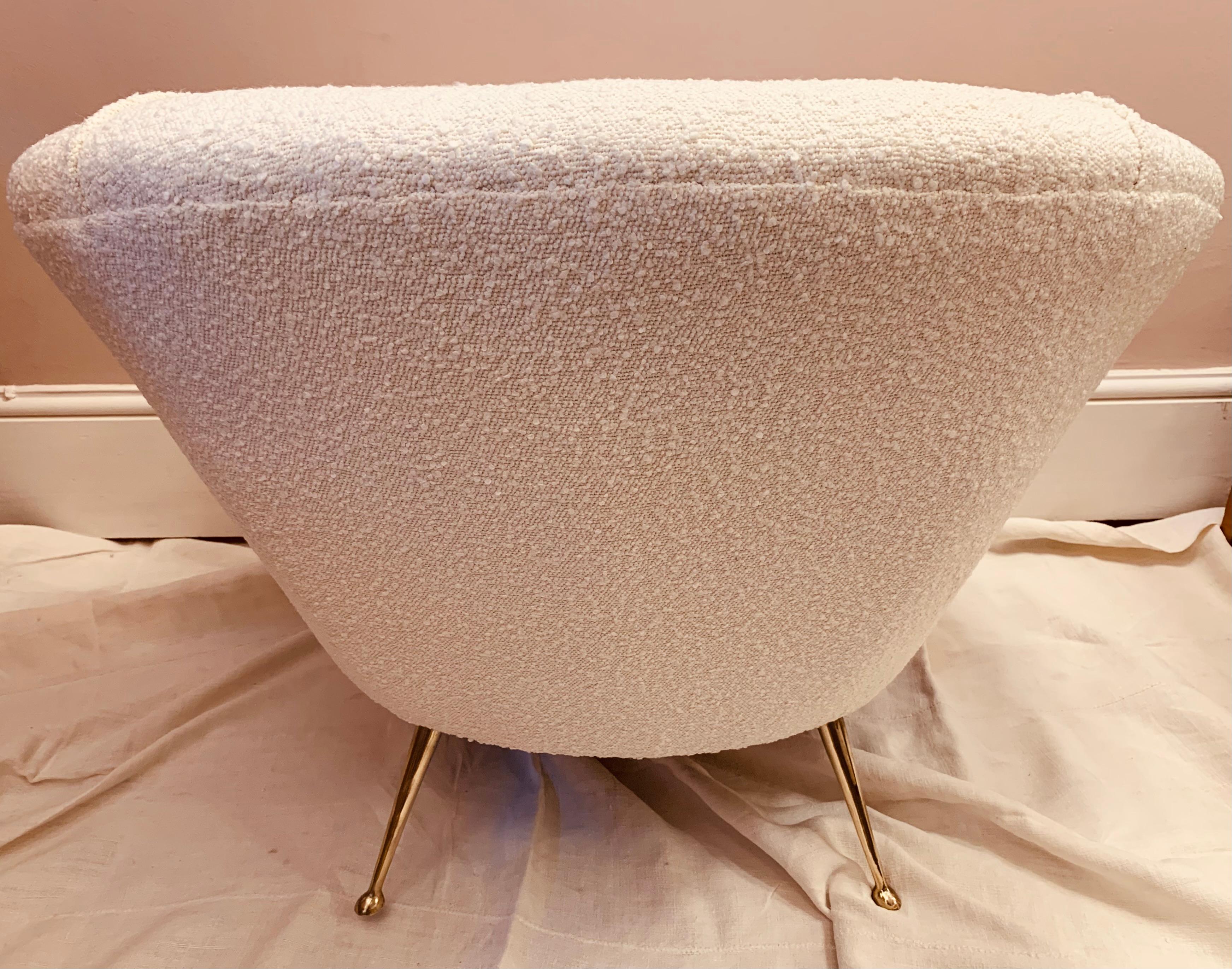 1950s Italian Curved Boucle Armchair with Tapered Splayed Brass Legs Gio Ponti 7