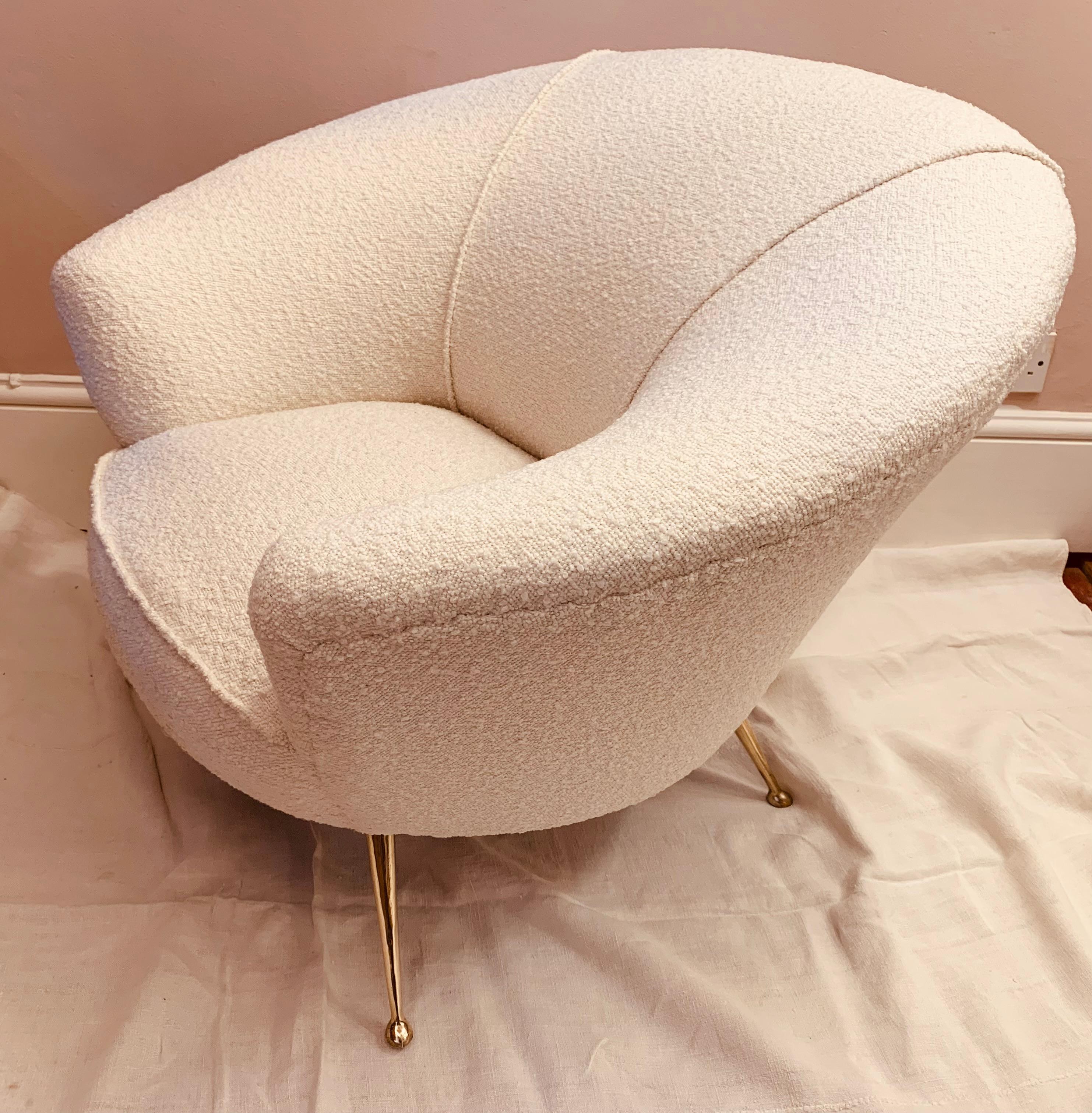 1950s Italian Curved Boucle Armchair with Tapered Splayed Brass Legs Gio Ponti 3