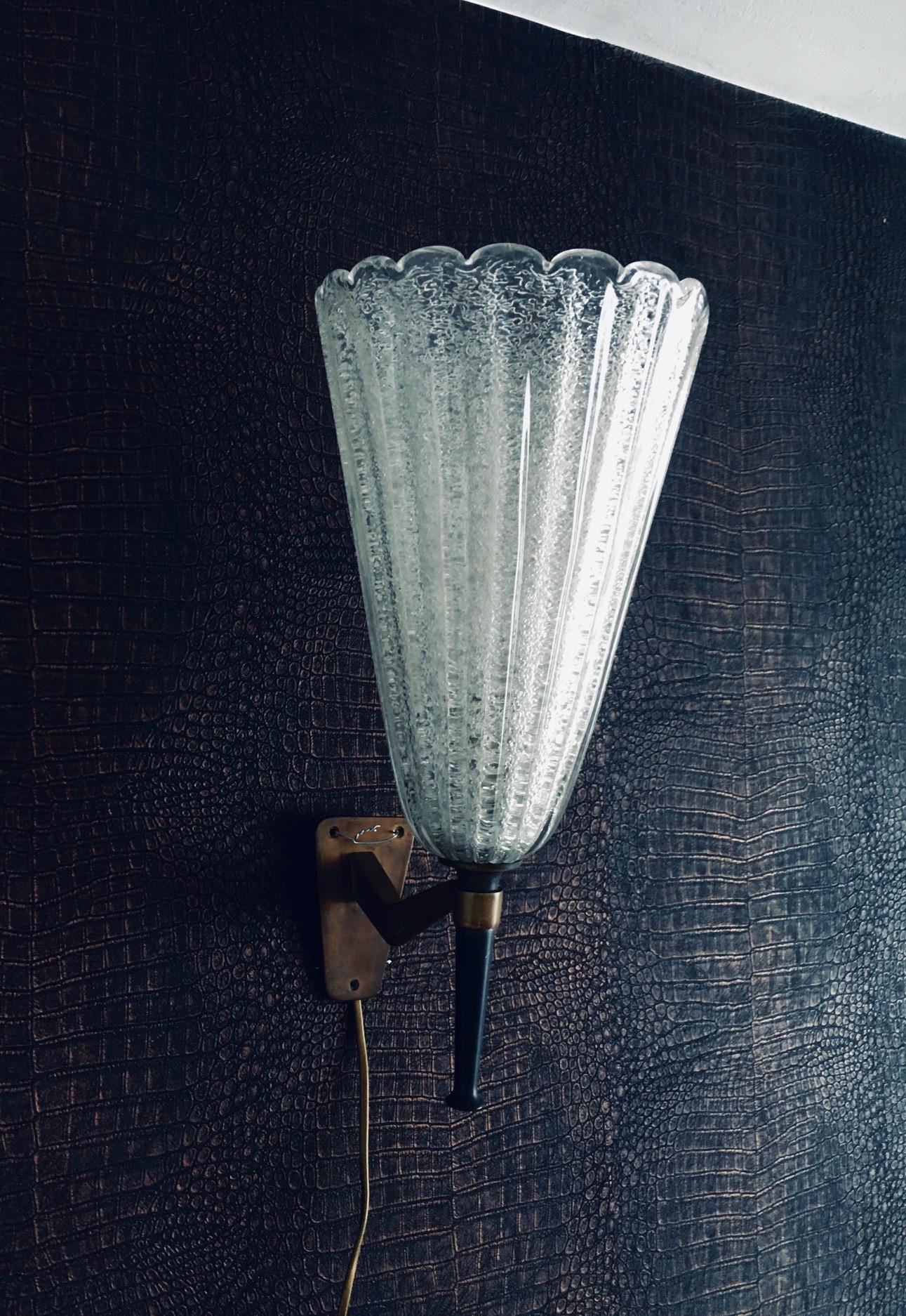 Italienische Design-Wandleuchte aus Kunstglas von Barovier&Toso aus den 1950er Jahren (Mitte des 20. Jahrhunderts) im Angebot