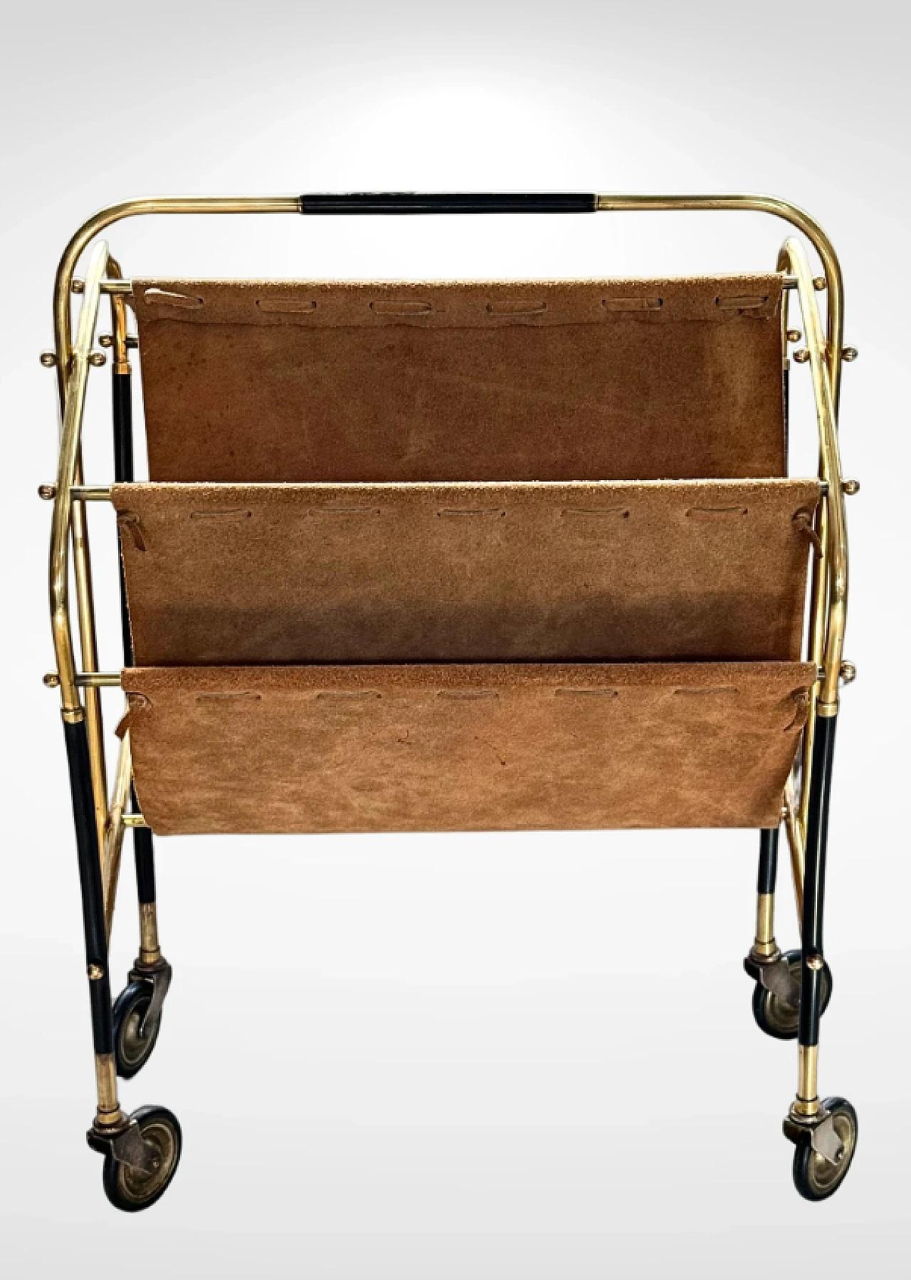 Mid-Century moderno Portariviste su ruote in ottone e pelle di design italiano degli anni '50 in vendita