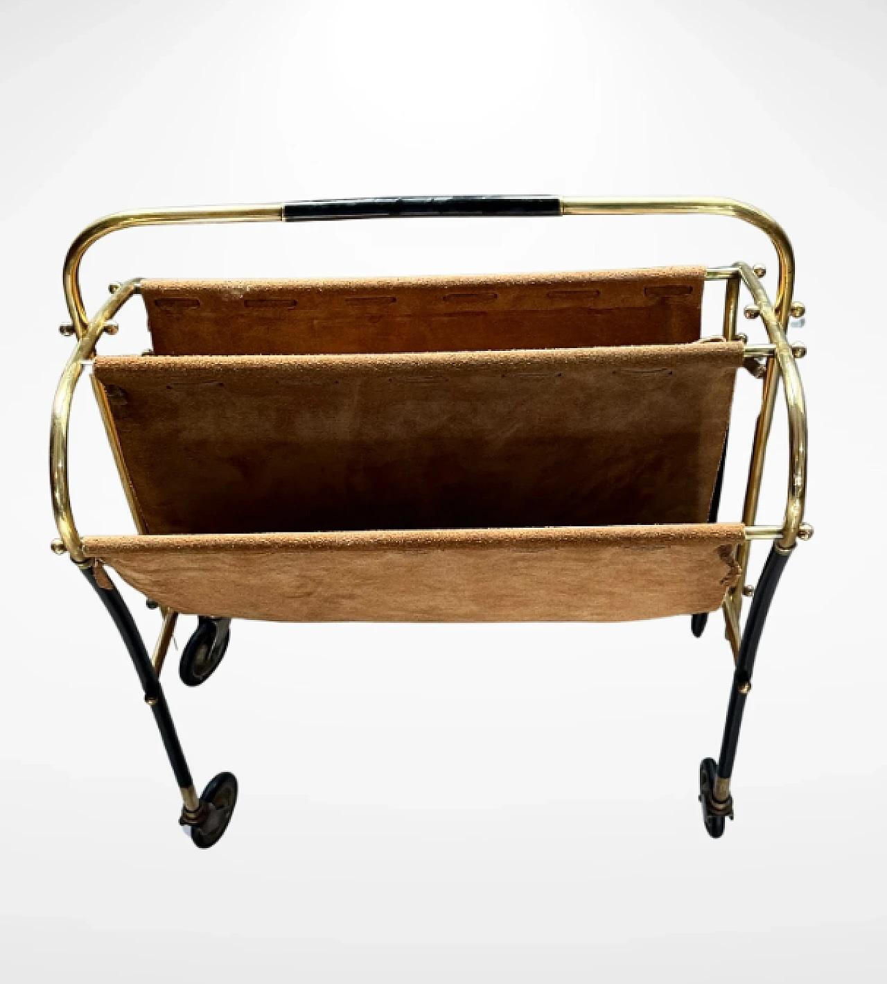 Portariviste su ruote in ottone e pelle di design italiano degli anni '50 In condizioni buone in vendita a Brussel, BE