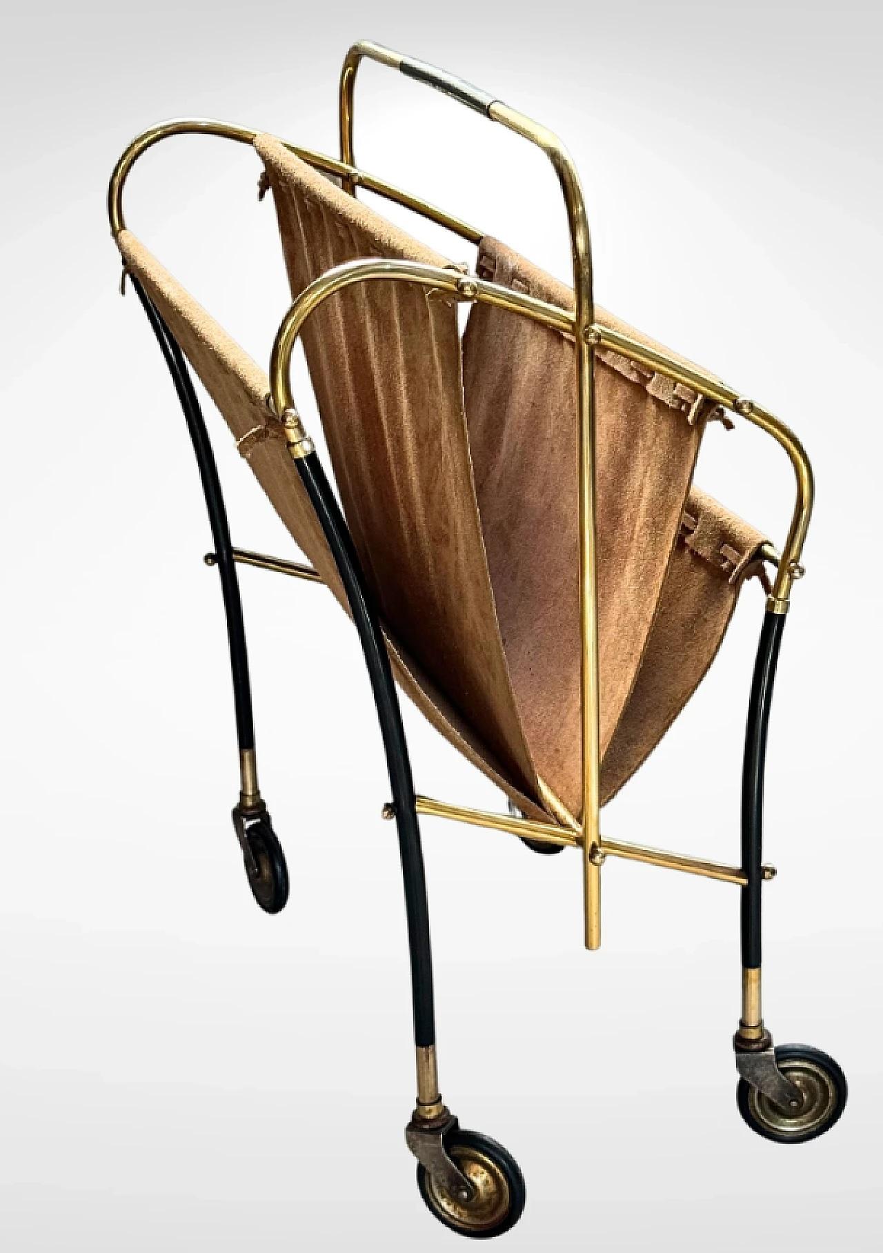 Metà XX secolo Portariviste su ruote in ottone e pelle di design italiano degli anni '50 in vendita
