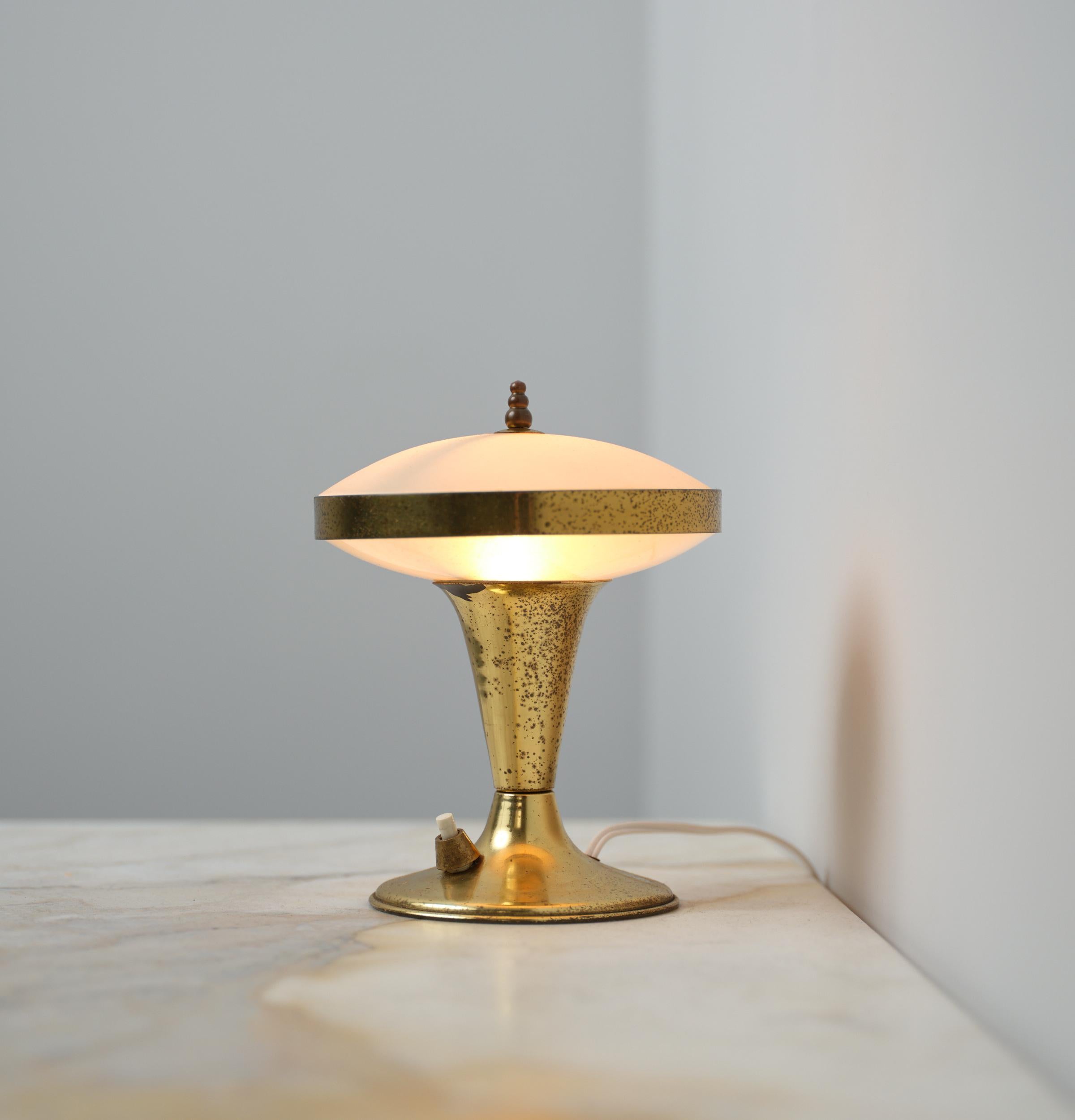 Metal 1950s Italian Design Brass Table Lamp  For Sale