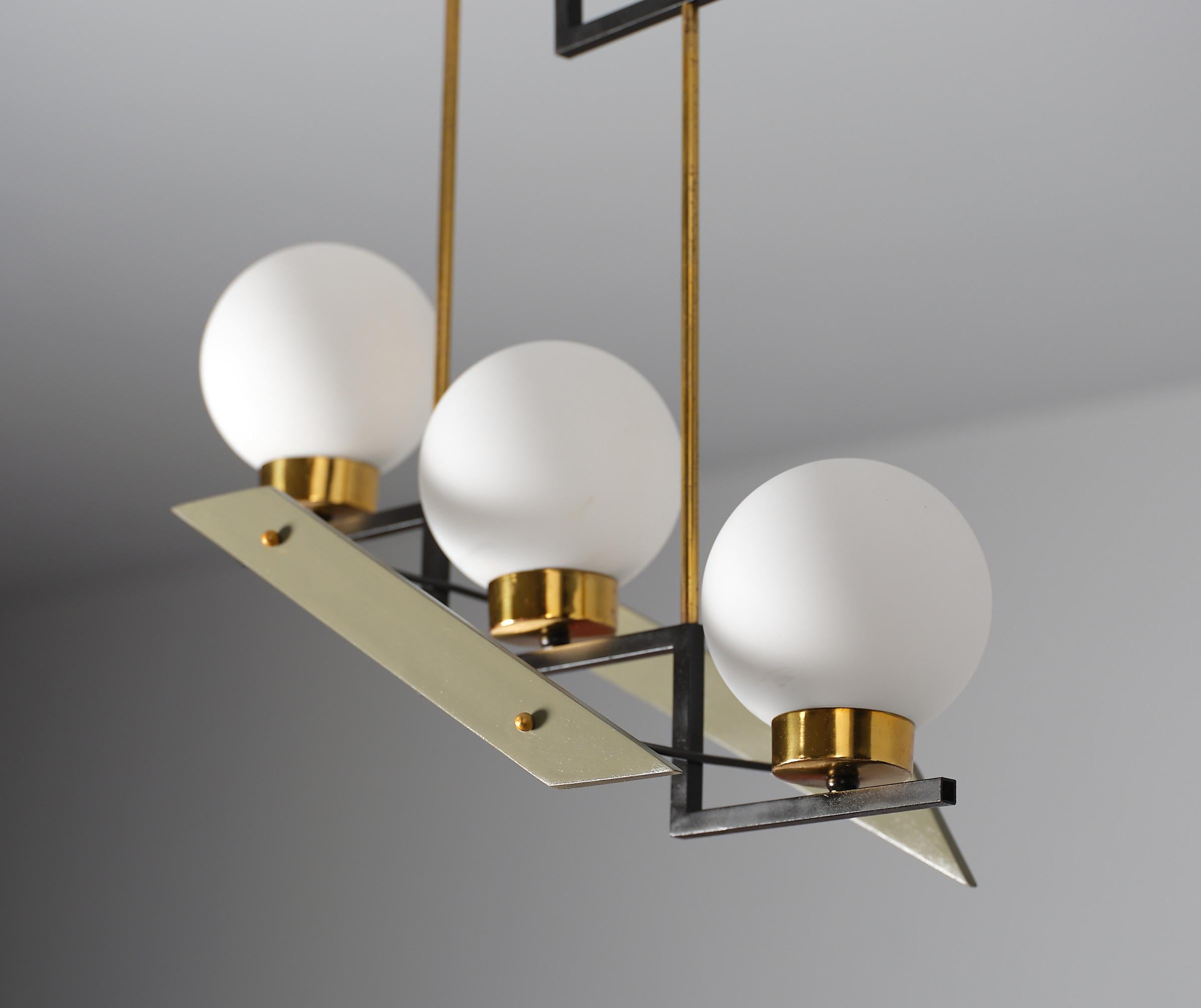 Mid-20th Century 1950s Italian Design Chandelier - Elegant Modernity with Three Lights For Sale