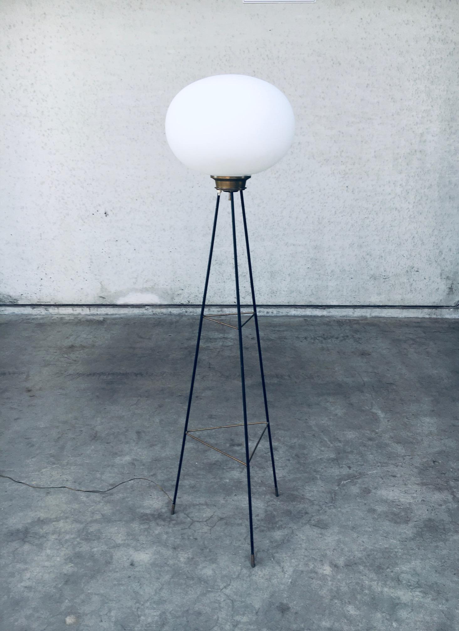 Mid-Century Modern 1950's Italian Design Opaline Tripod Floor Lamp For Sale