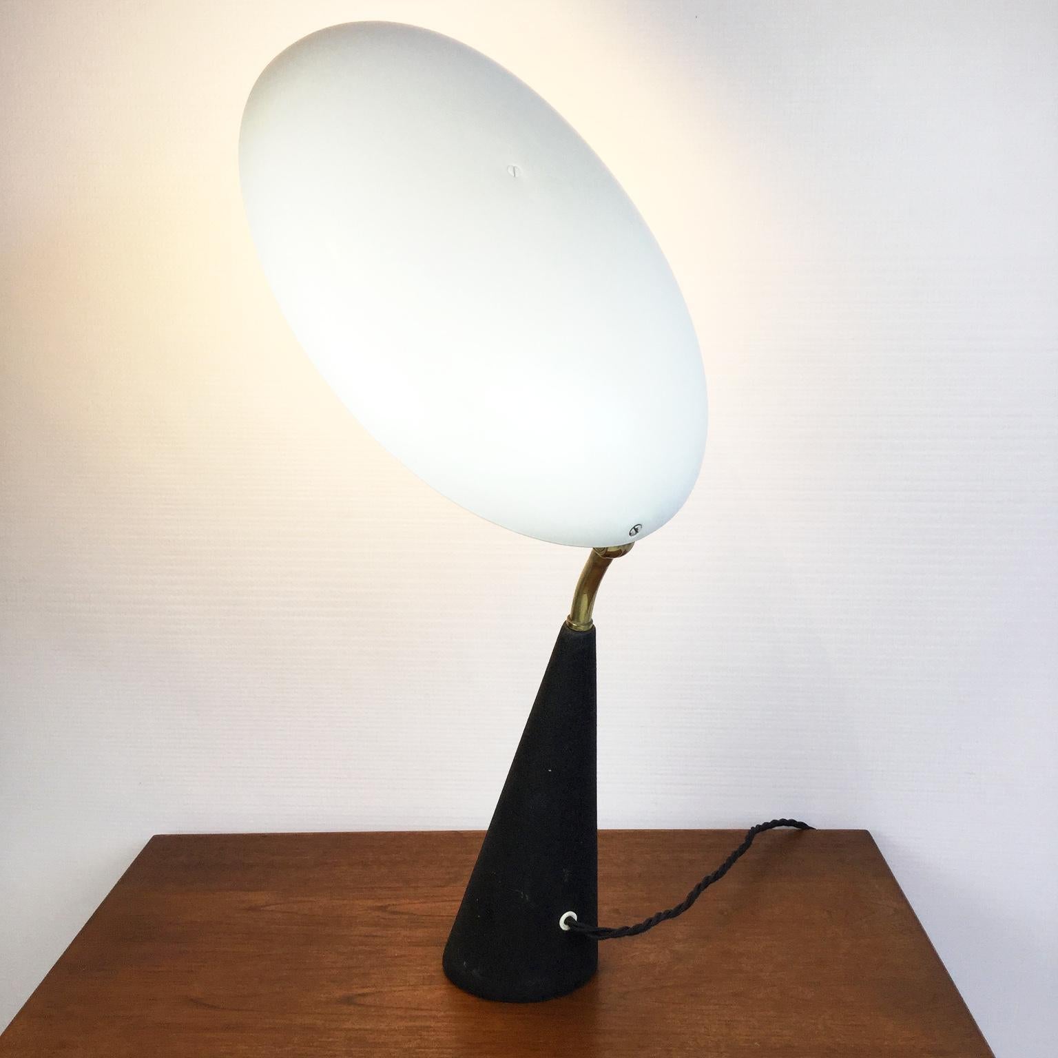 Cast 1950s Italian Design Table Lamp attributed to Lumen Milano