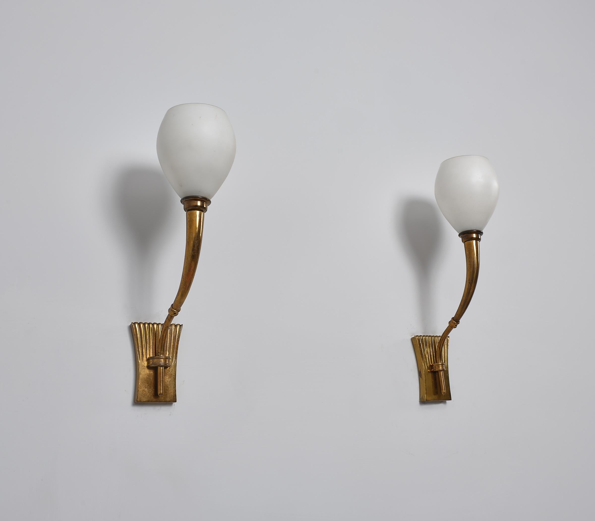 Brass 1950s Italian Design Wall Lamps - Rare Vintage Elegance by Fontana Arte