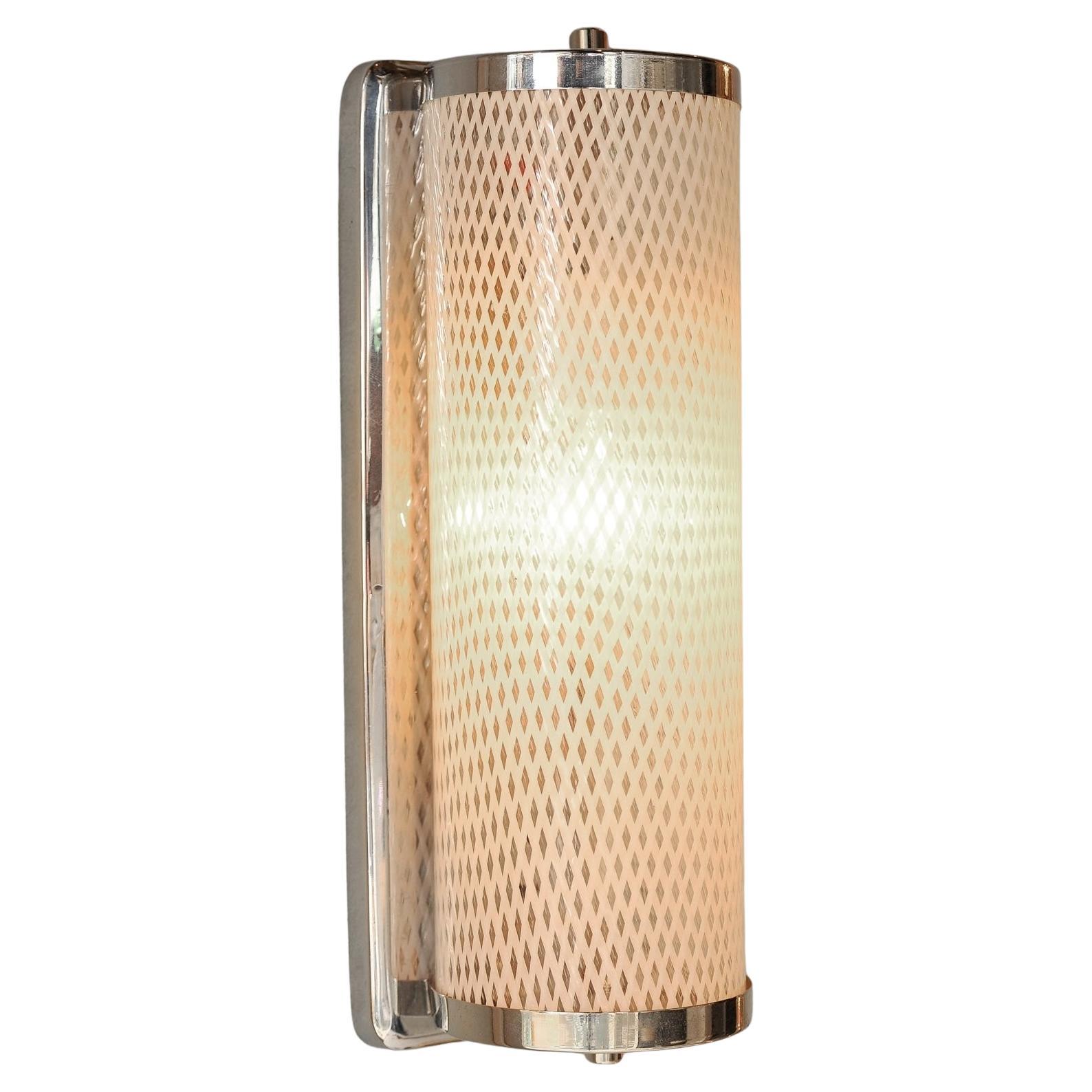 1950s Italian diamond 'Lattice' glass Wall Light with chrome frame in vendita