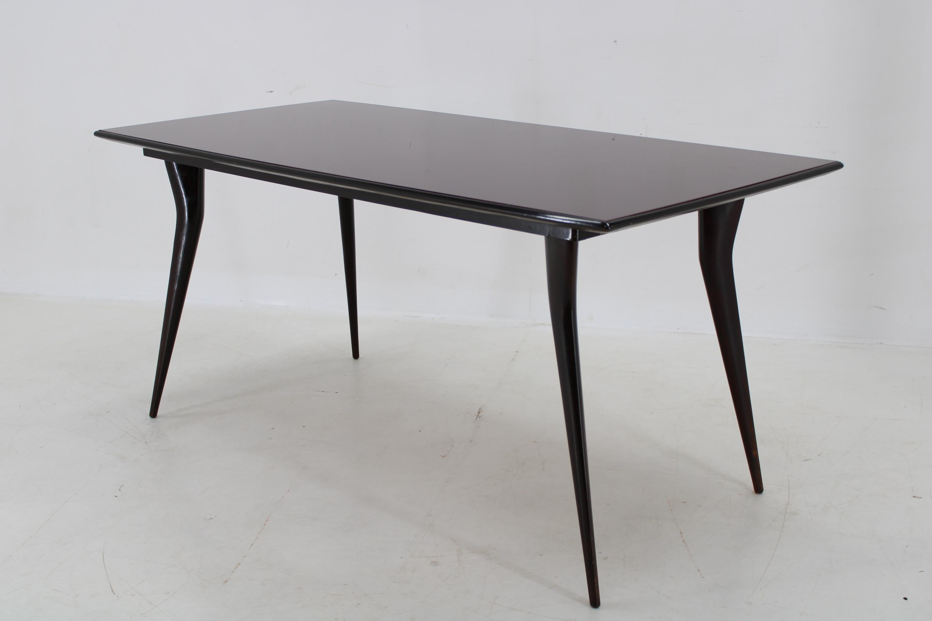 Mid-Century Modern 1950s Italian Dining Table in Ico Parisi Style with Glass Top For Sale