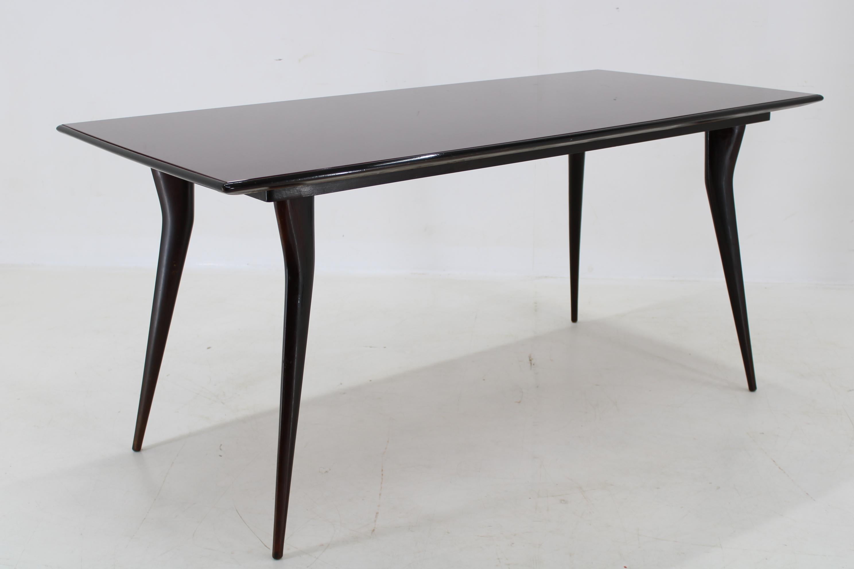 1950s Italian Dining Table in Ico Parisi Style with Glass Top For Sale 1