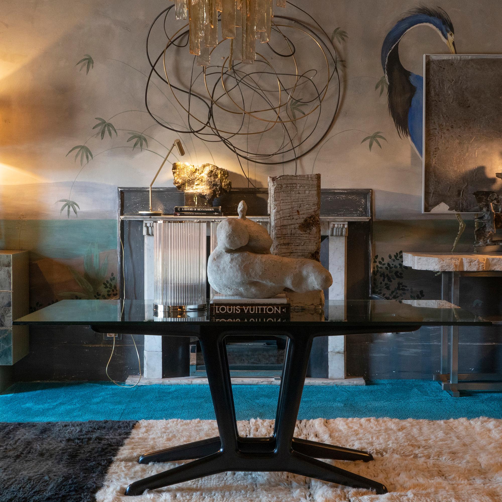 1950s Italian Ebonized Cherry Wood Dining Table in the Style of Carlo Mollino 6