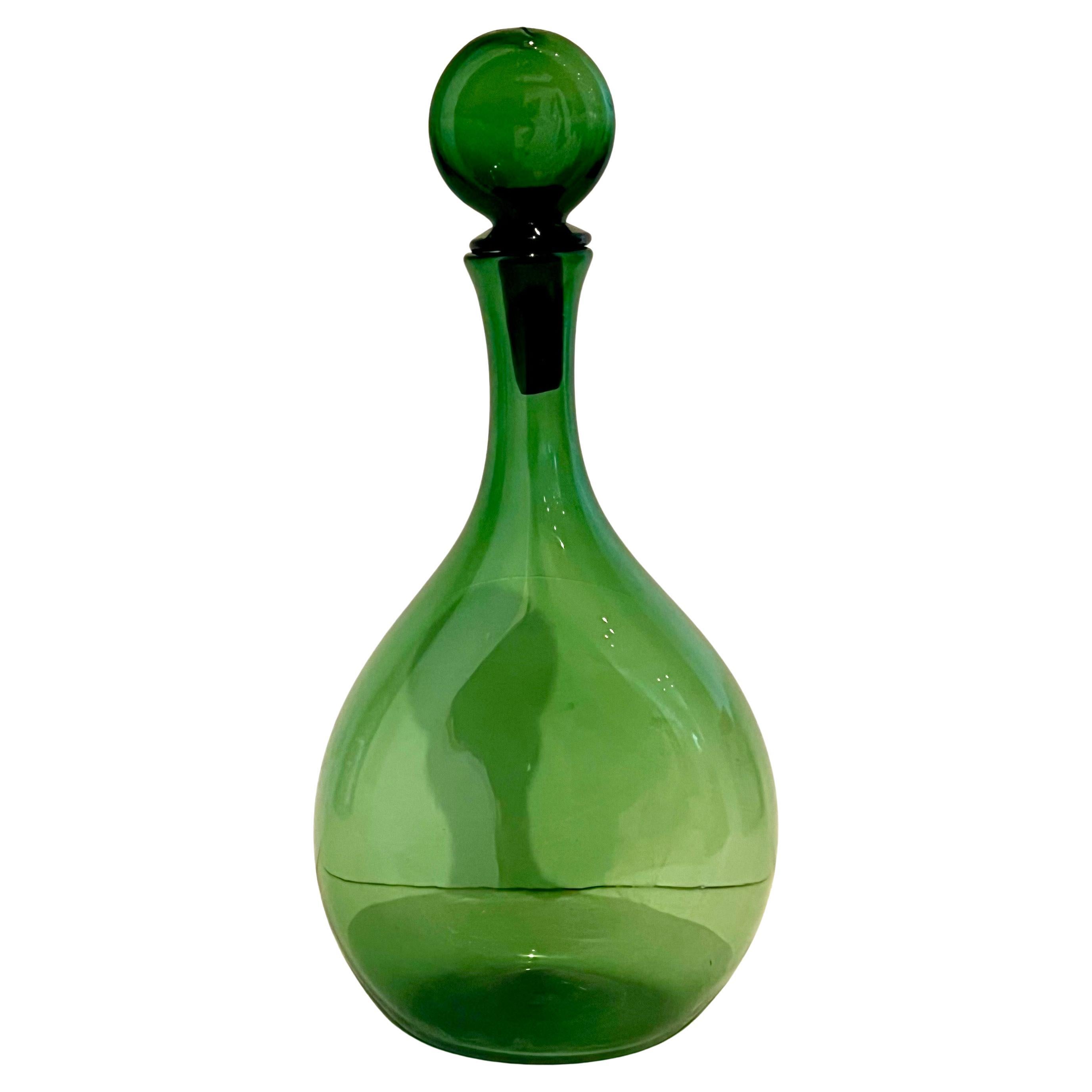 italien Carafe à décanter en verre Empoli d'Italie des années 50 - Modernité du milieu du siècle dernier en vente
