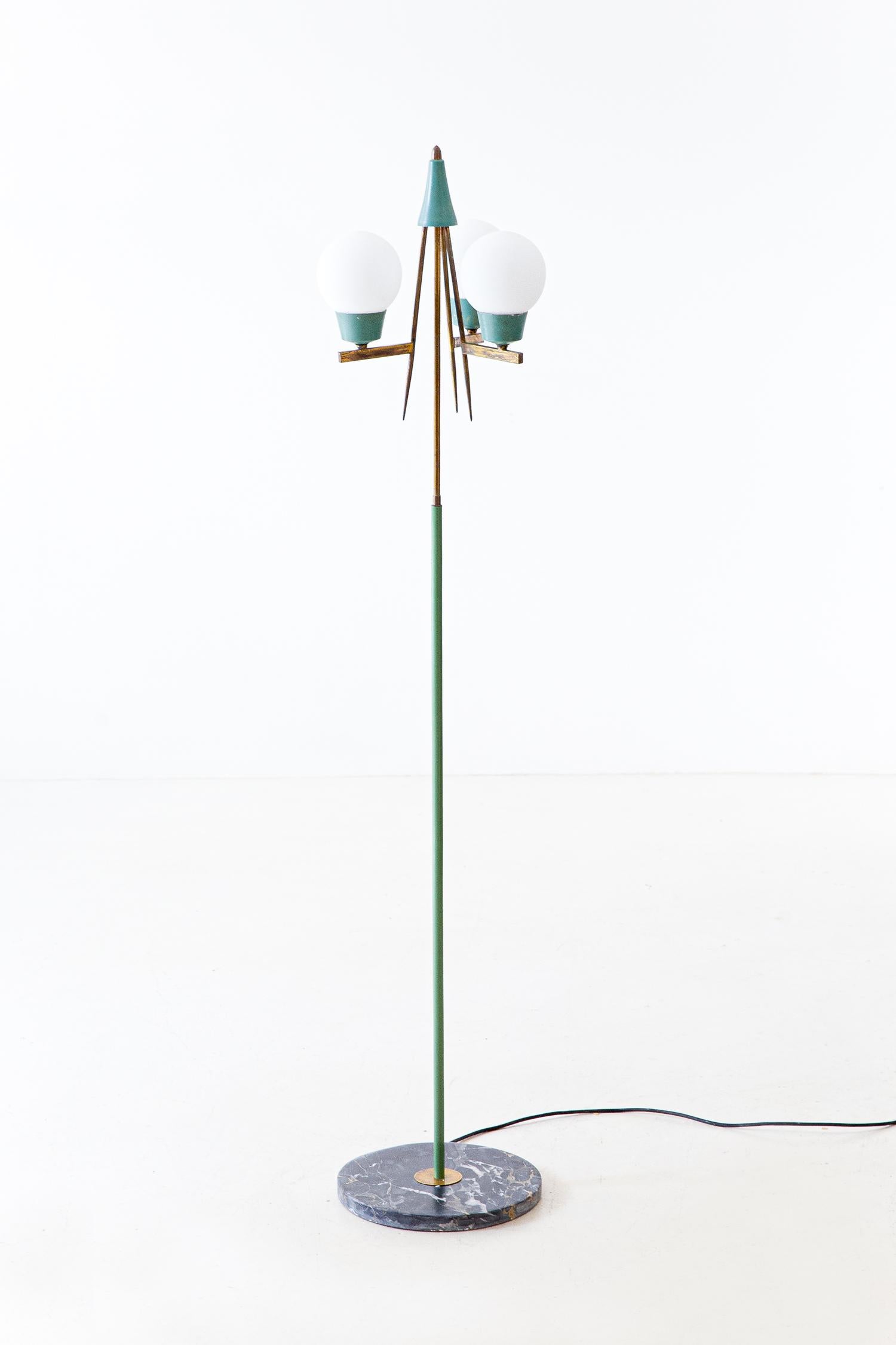 1950s Italian Floor Lamp in Portoro Marble Base Opaline Glass and Brass In Good Condition In Rome, IT