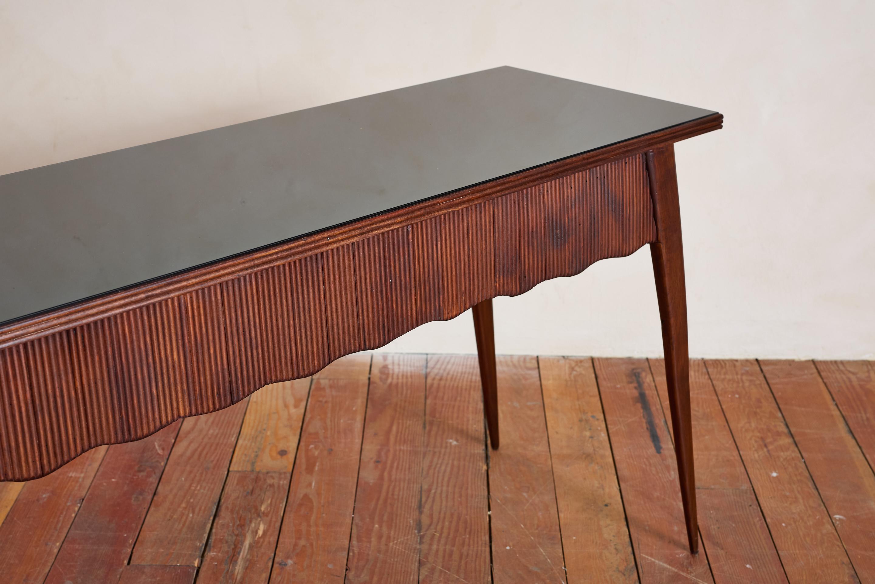 Consola acanalada italiana de los años 50 en venta 4