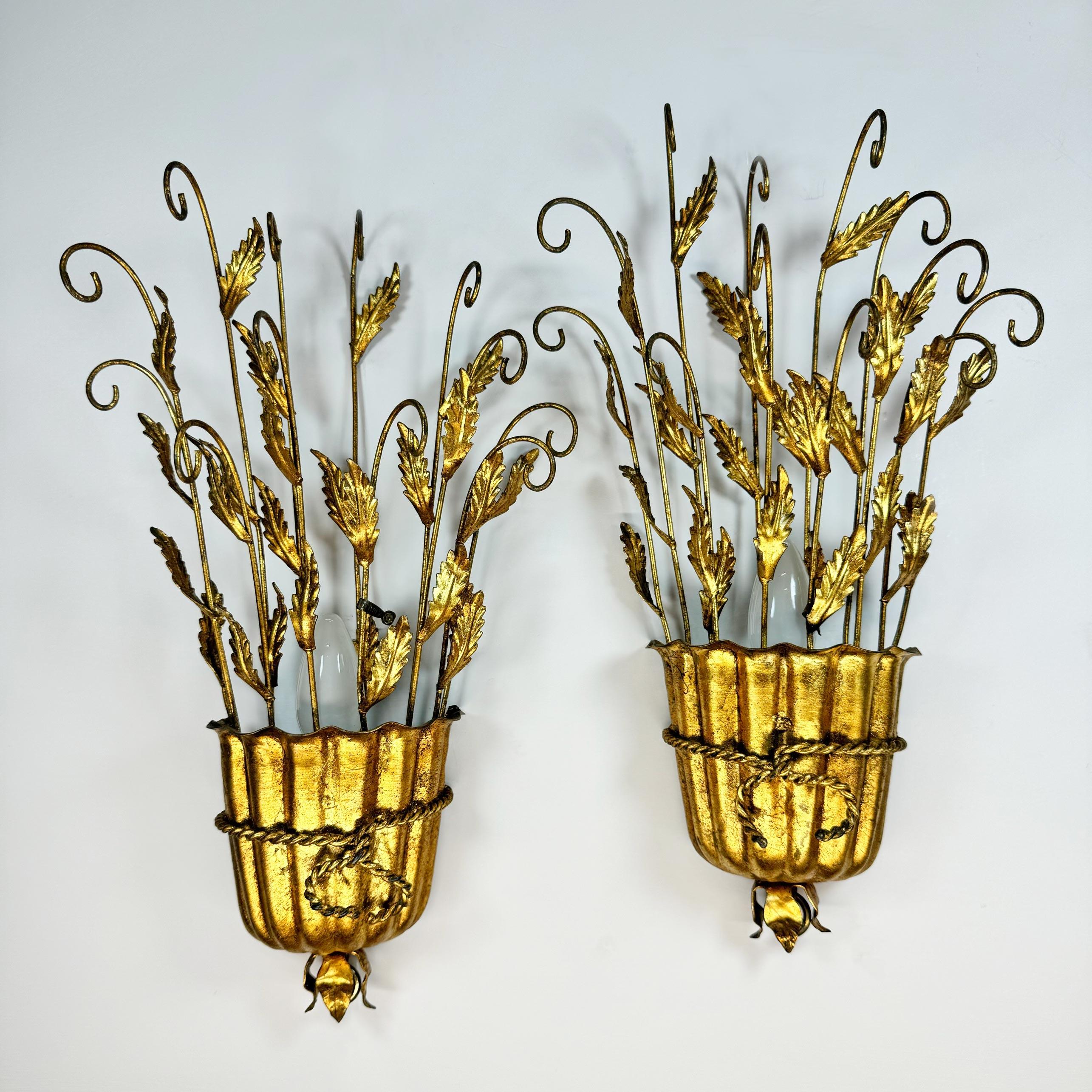 Mid-20th Century 1950’s Italian Gilt Scroll and Leaf Wall Lights For Sale