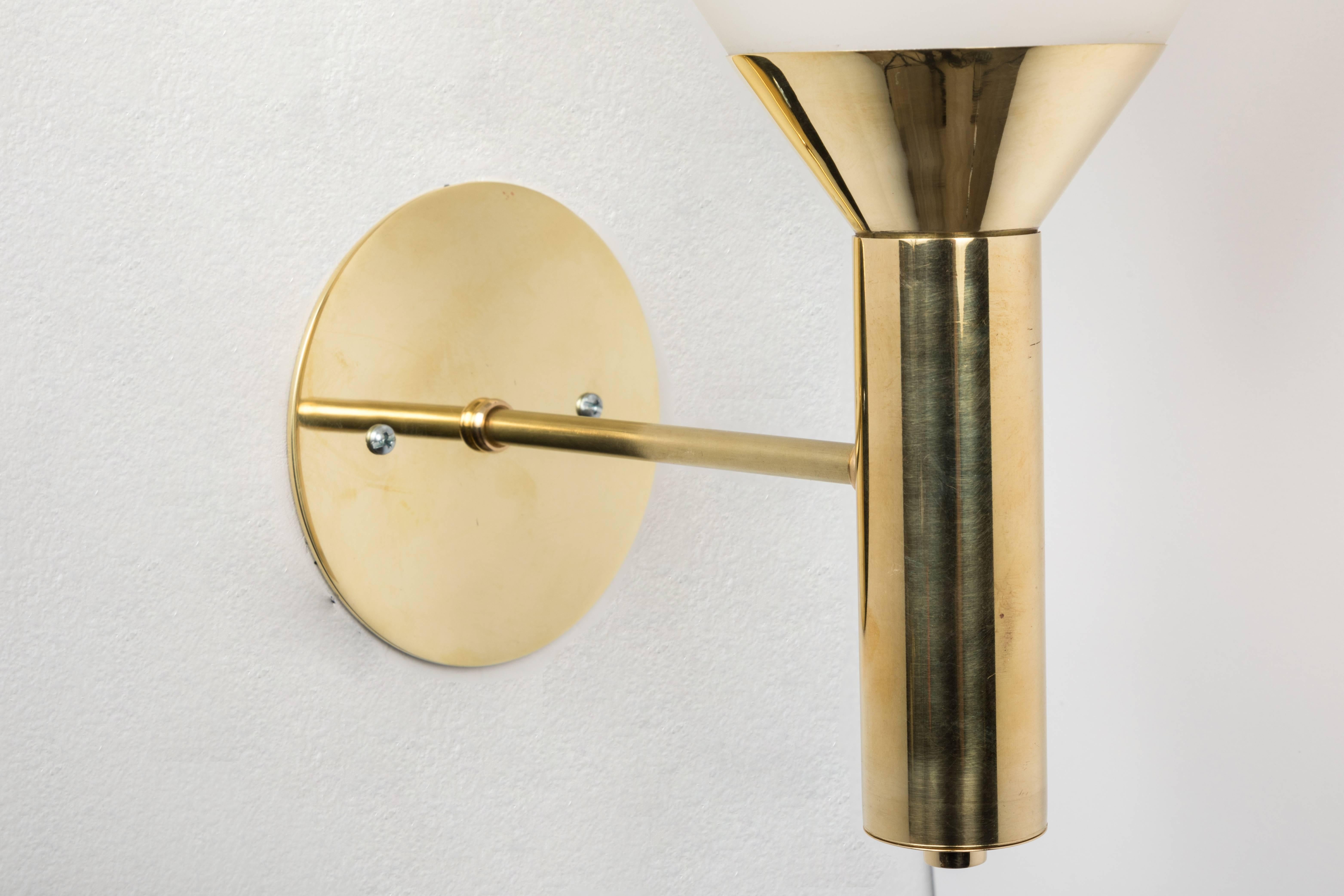 1950s Italian Glass and Brass Cone Sconces 6