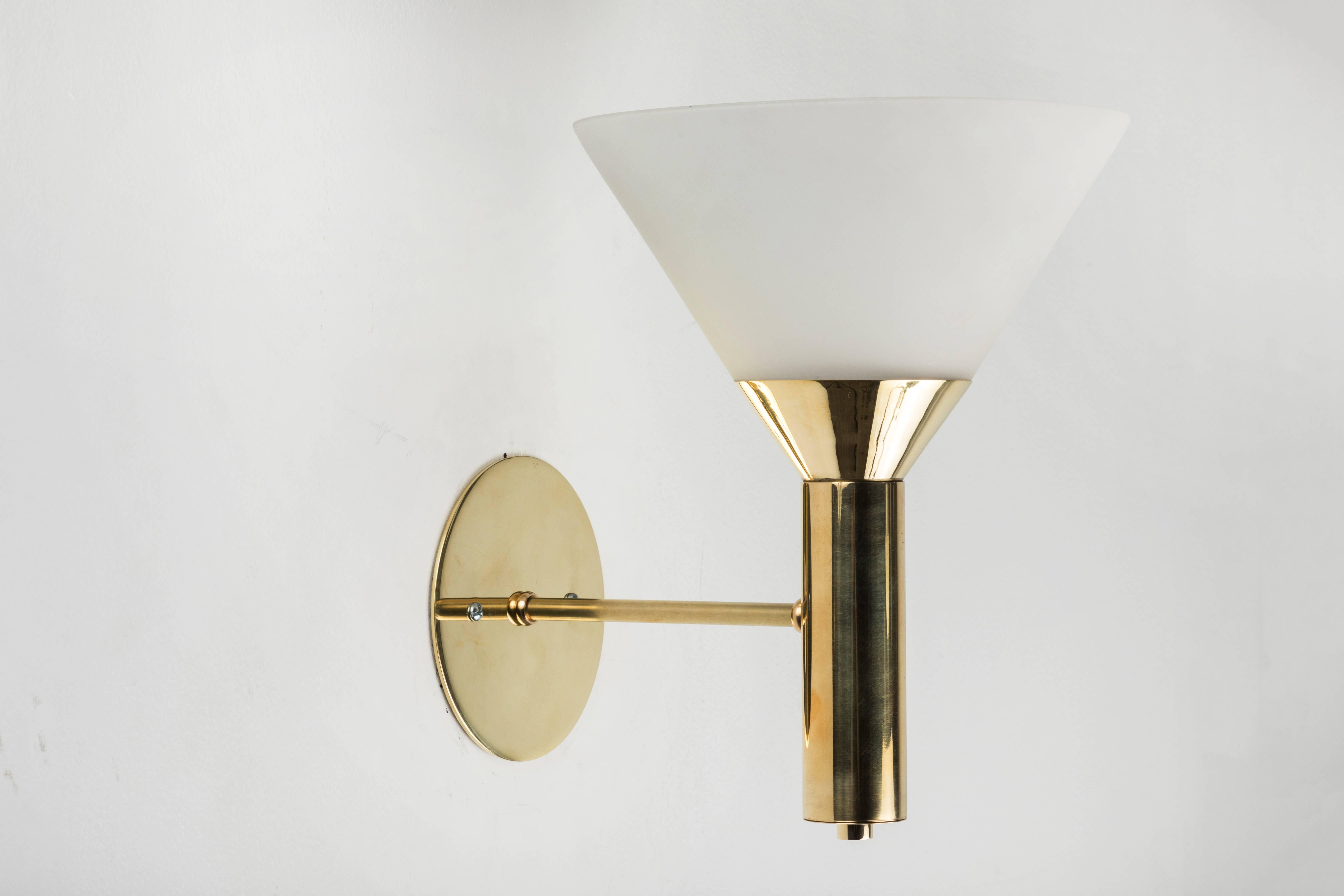 1950s Italian Glass and Brass Cone Sconces 2