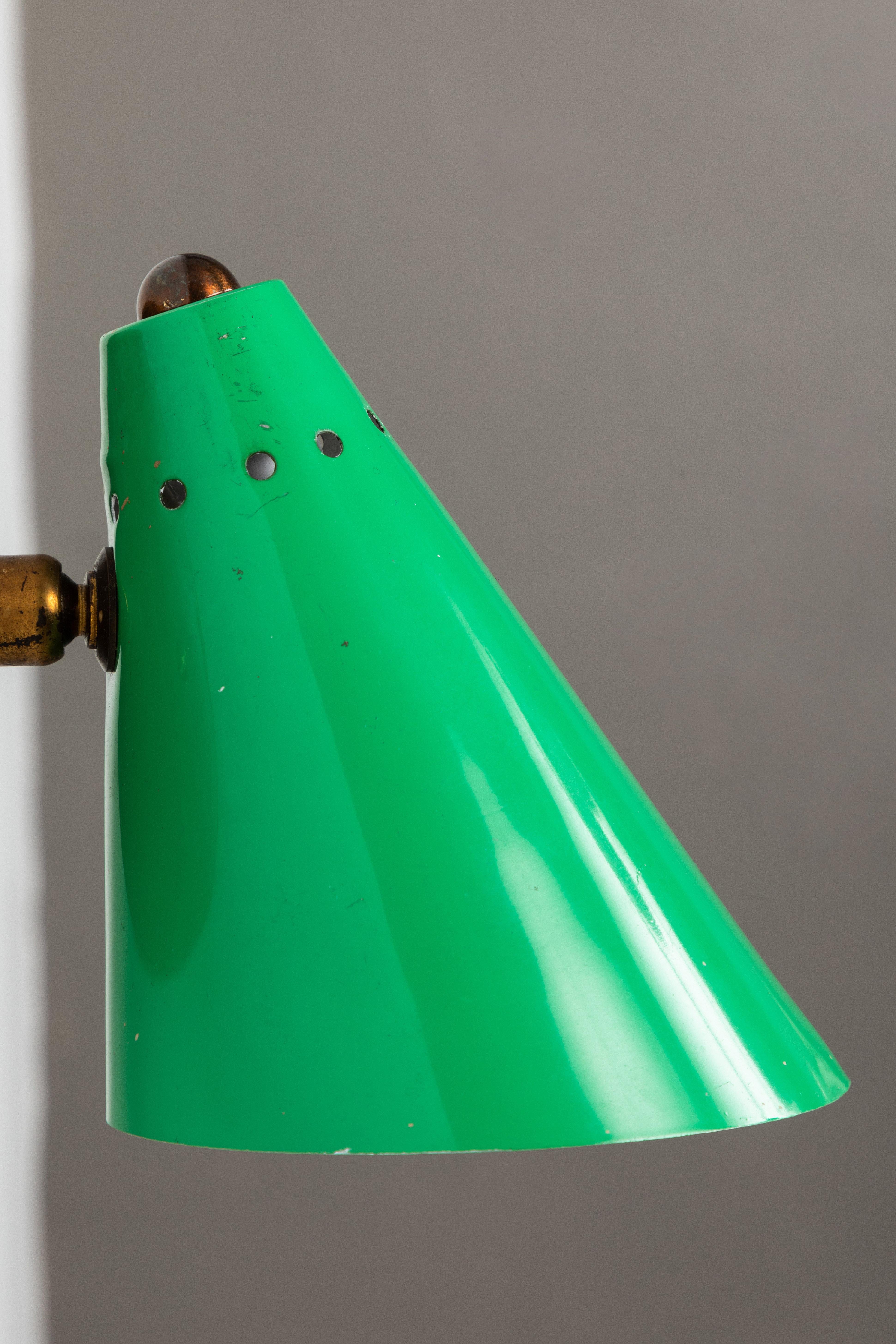 Applique cône verte italienne des années 1950 à la manière d'Arteluce 3