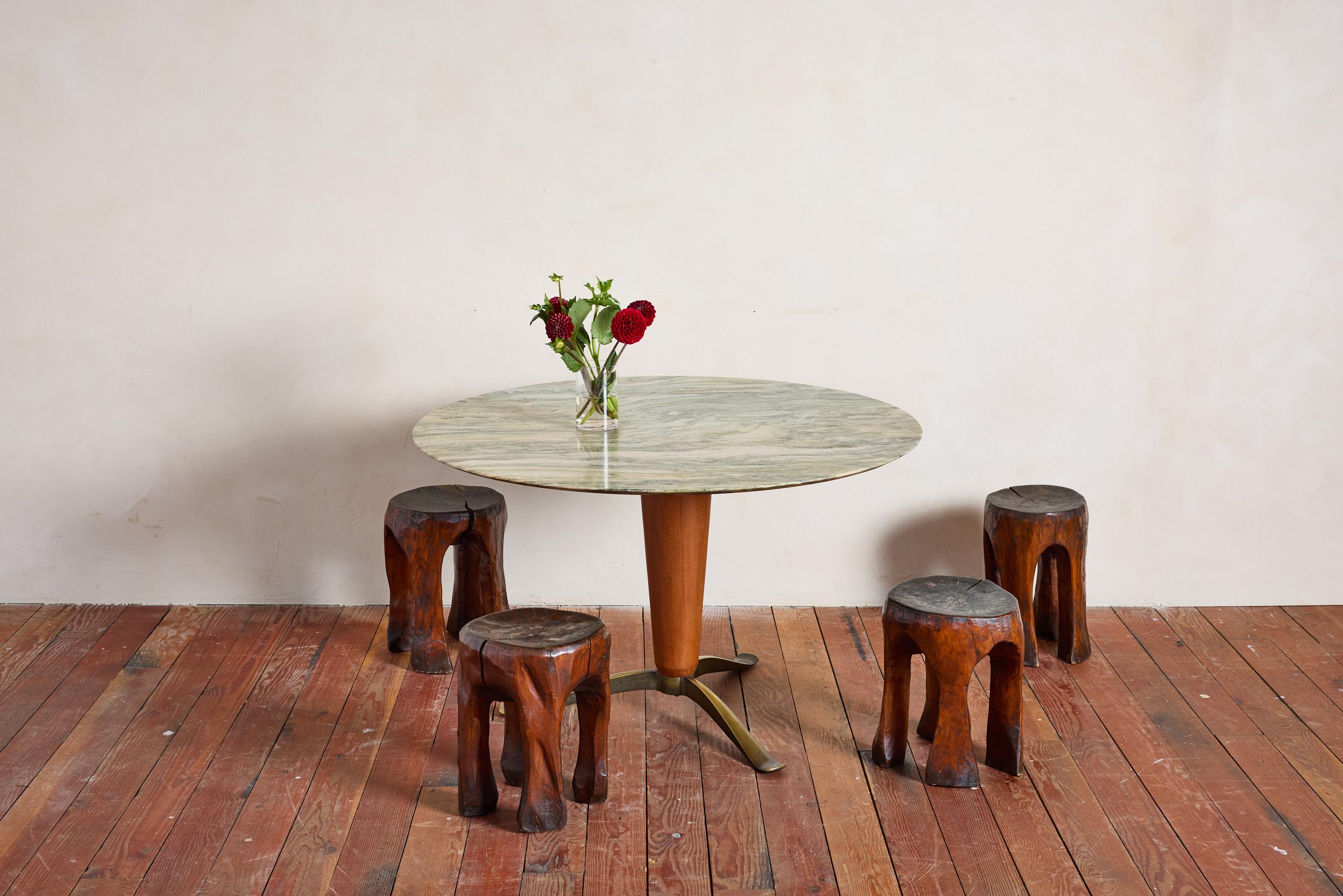 Mesa central de mármol verde italiano de los años 50 en venta 10