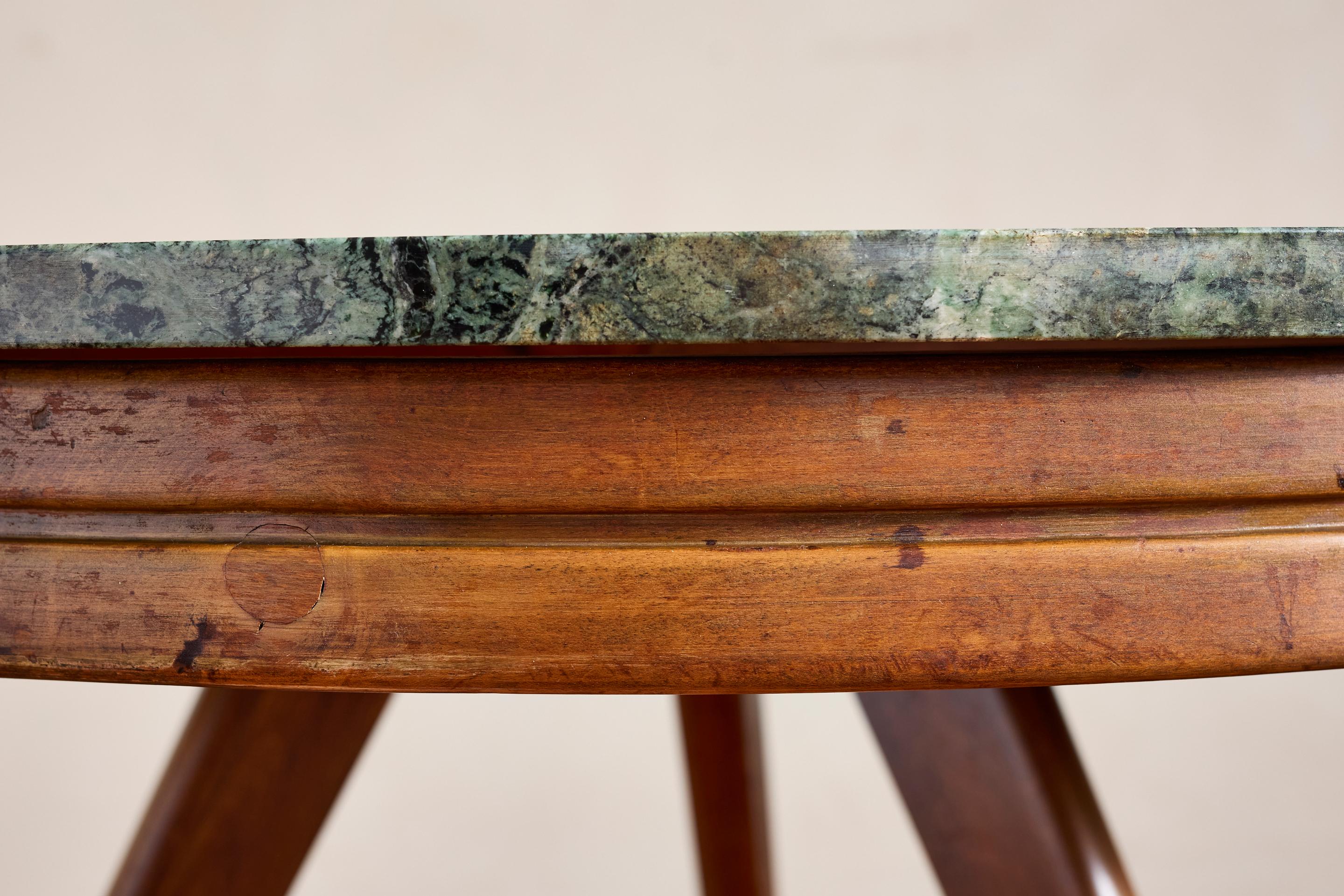 Table italienne en marbre vert des années 1950 en vente 7