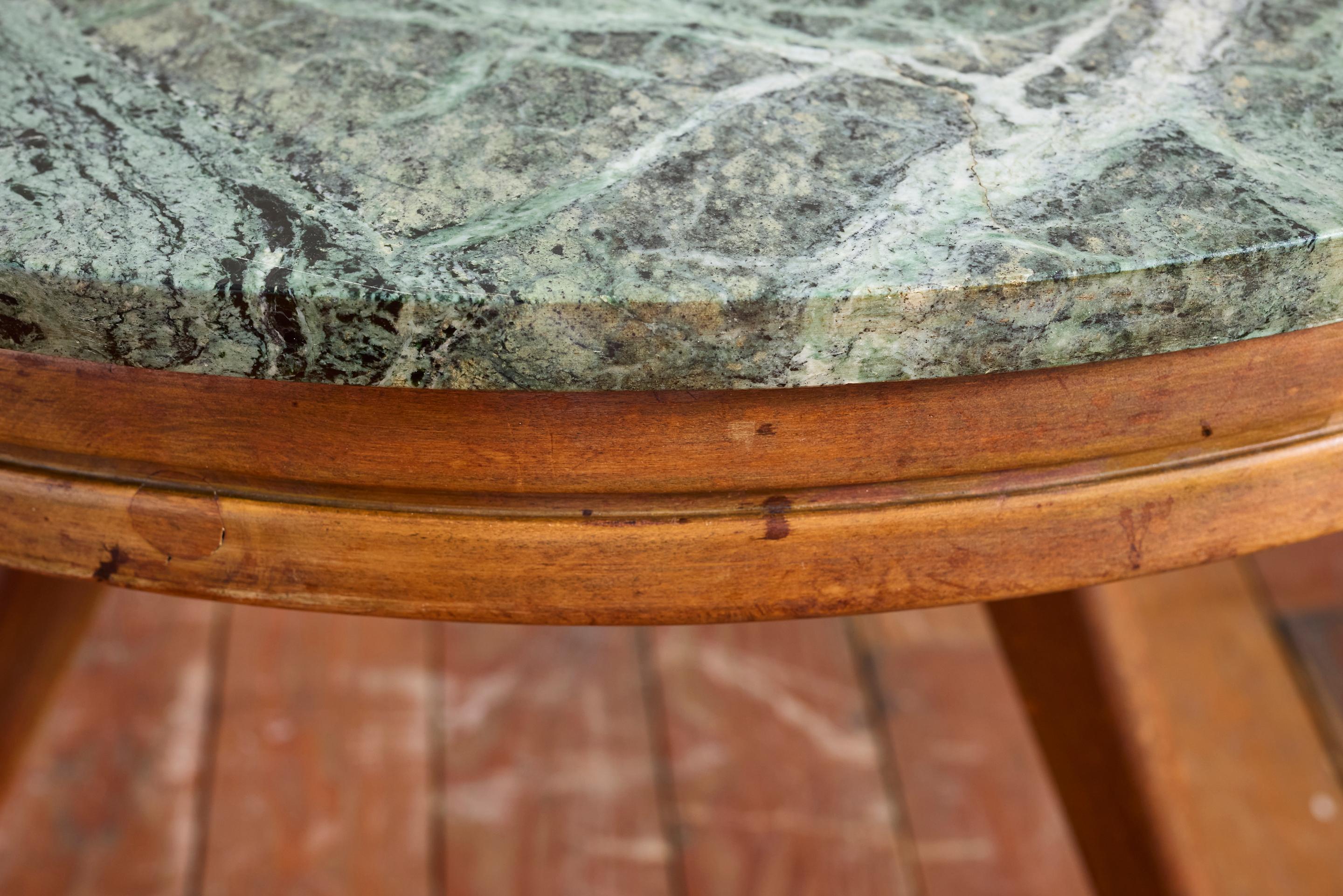 Table italienne en marbre vert des années 1950 en vente 8