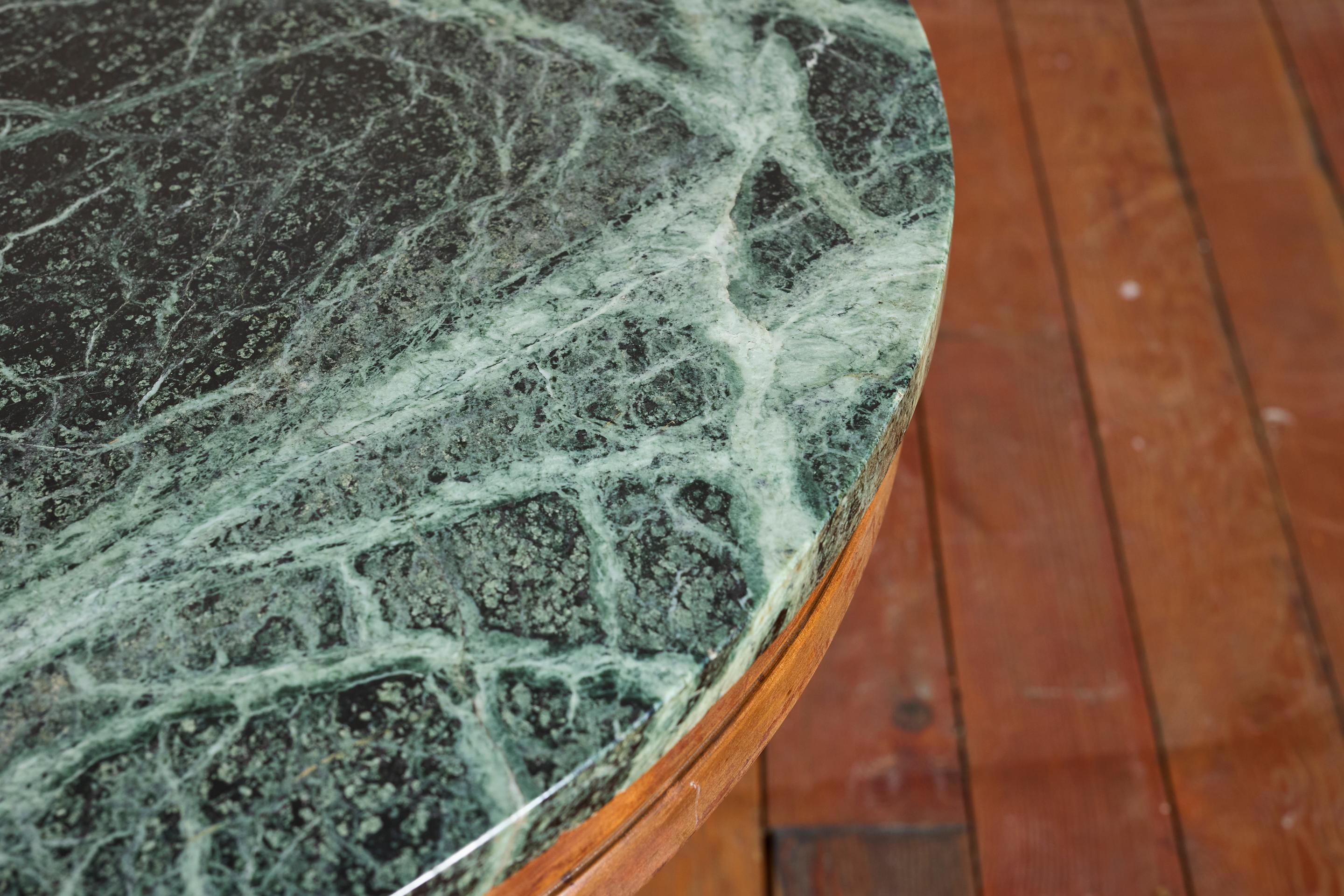 Marbre Table italienne en marbre vert des années 1950 en vente