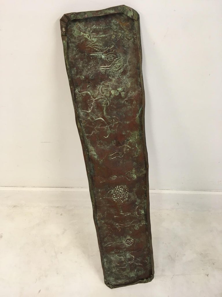 Hanging copper and mahogany console table
Matching wall plaque
Copper
By Angelo Bragalini
Italy 1950s
Umbrella stand sold separately
Wall plaque measures 19 H x 95 W cm.