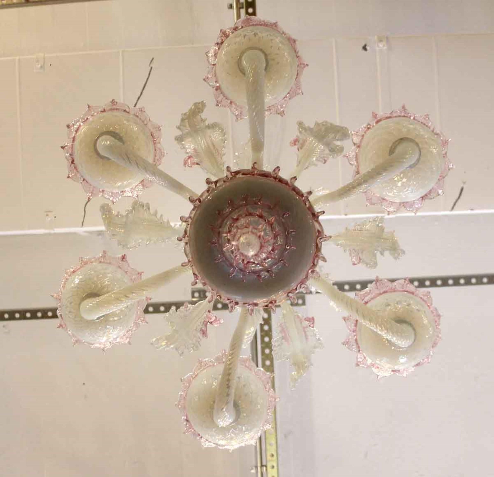1950s Italian Hand Blown Pink and White Murano Venetian Chandelier In Good Condition In New York, NY