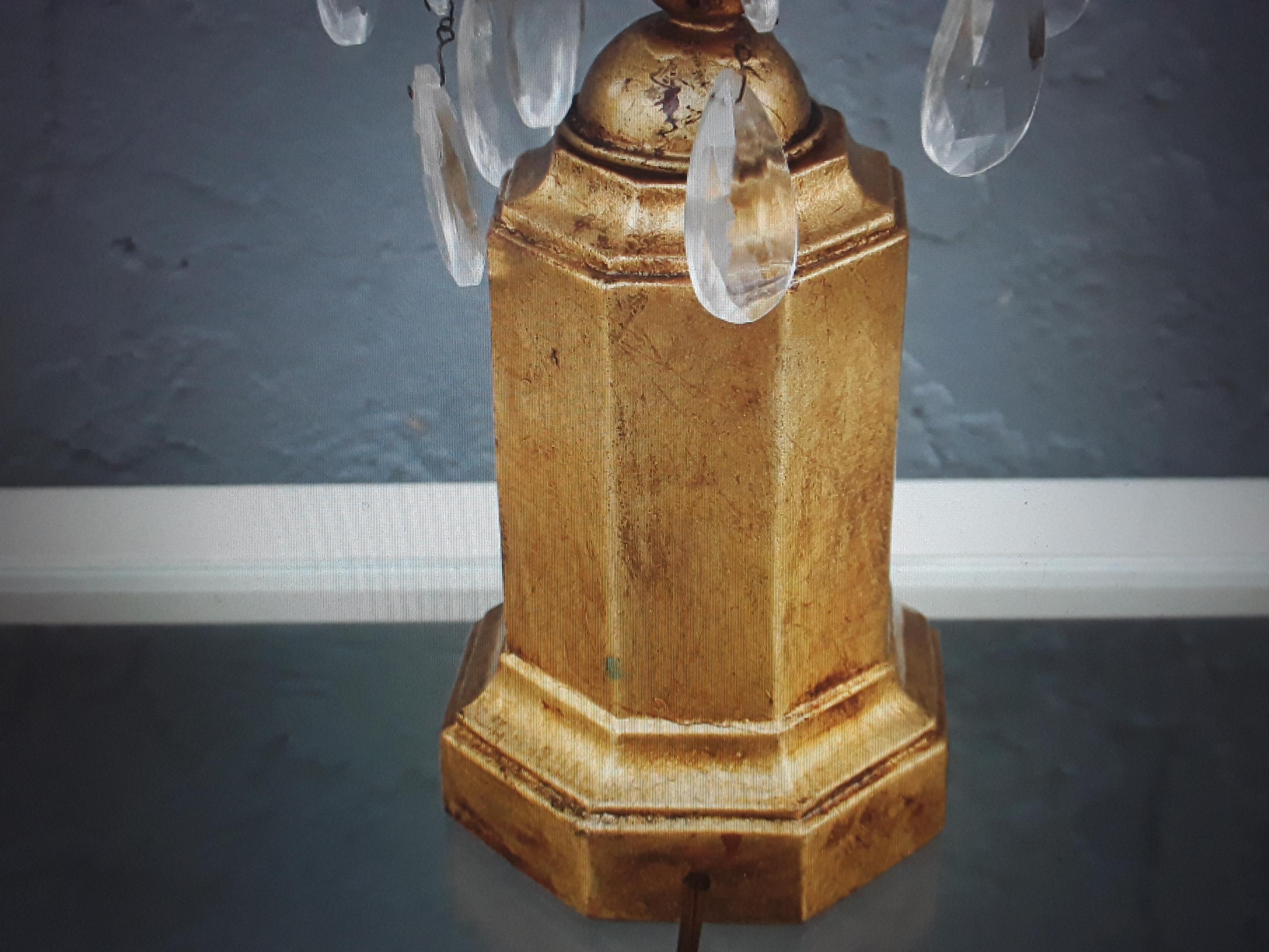 1950s Italian Hollywood Regency Giltwood Based Crystal/Tole Fern Form Table Lamp Bon état - En vente à Opa Locka, FL