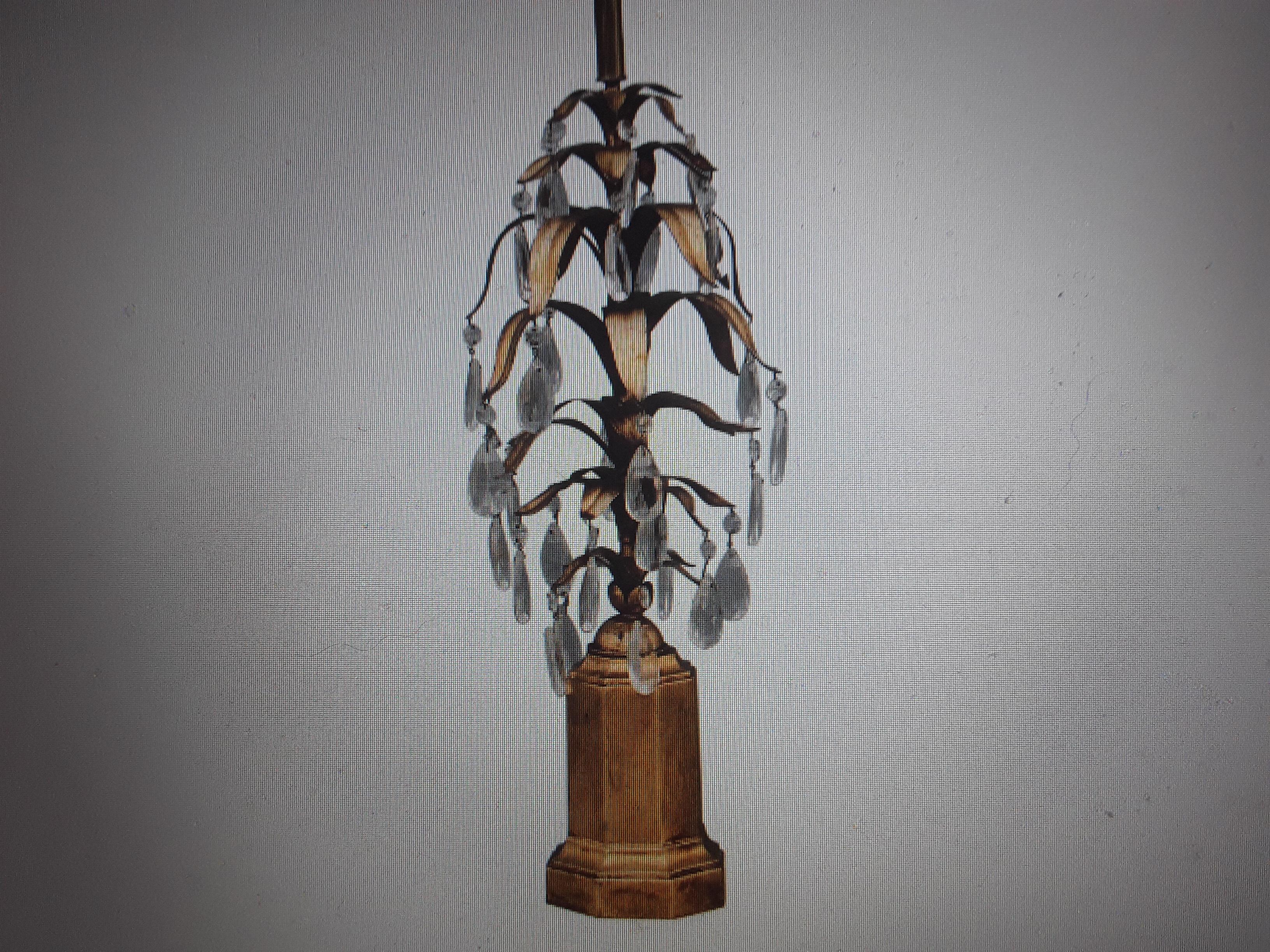 1950s Italian Hollywood Regency Giltwood Based Crystal/Tole Fern Form Table Lamp For Sale 4
