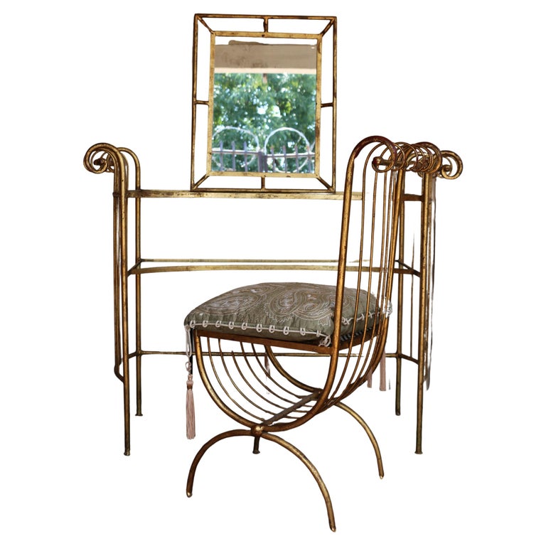 1950s Italian Hollywood Regency Gold Gilded Vanity by S. Salvadori For Sale  at 1stDibs