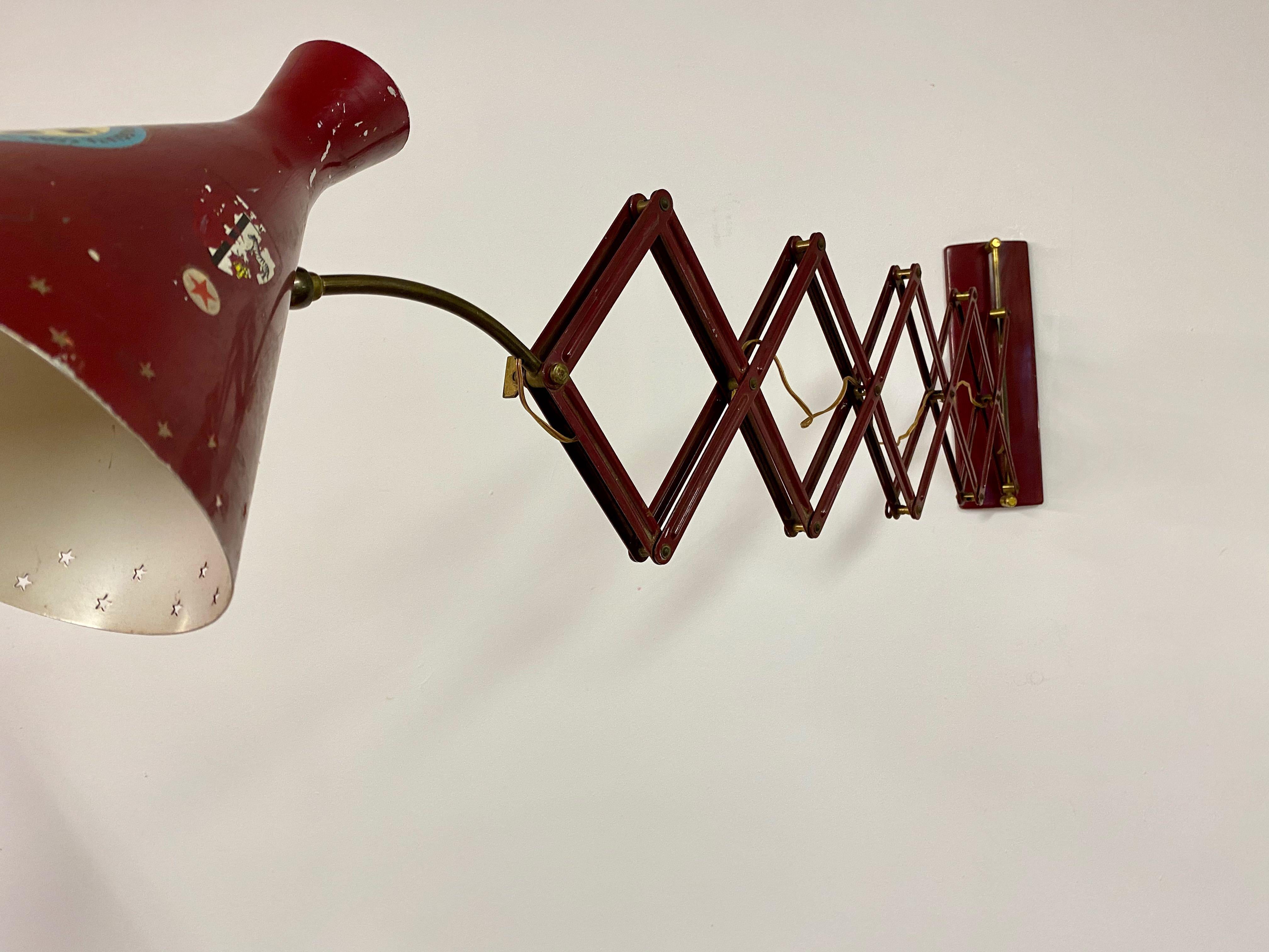 Brass 1950s Italian Industrial Concertina Scissor Lamp in Red