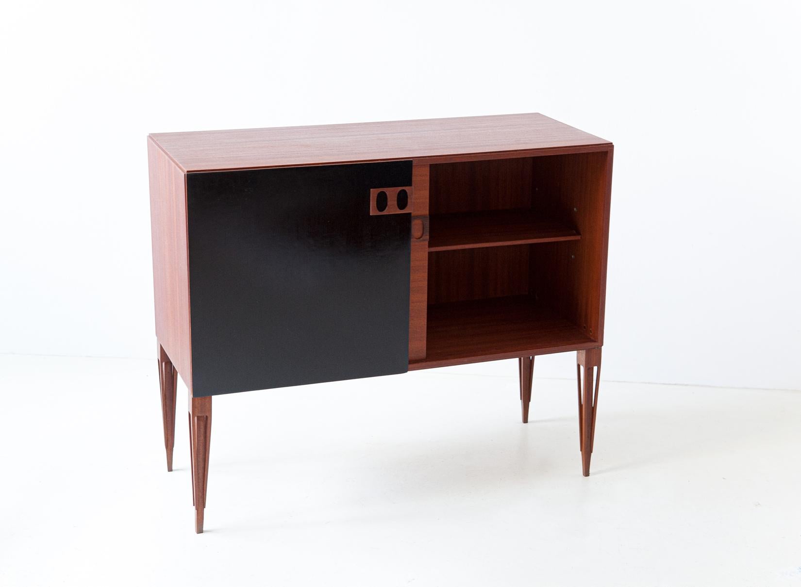 1950s Italian Mahogany Sideboard by Fratelli Proserpio 3