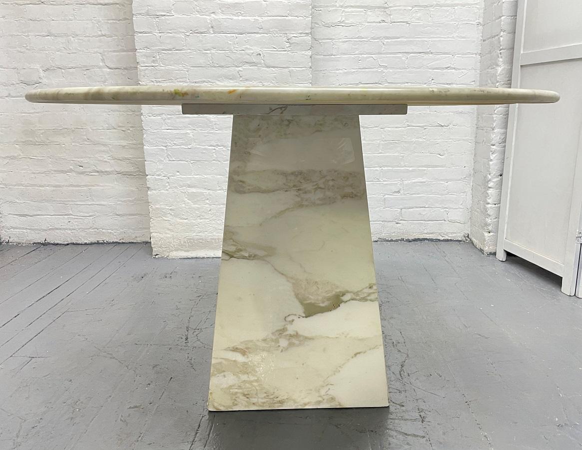 Table italienne en marbre des années 1950 Bon état - En vente à New York, NY