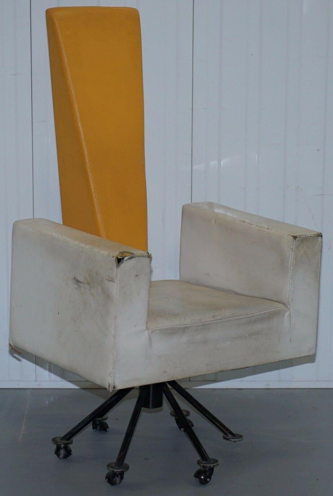 memphis group chair