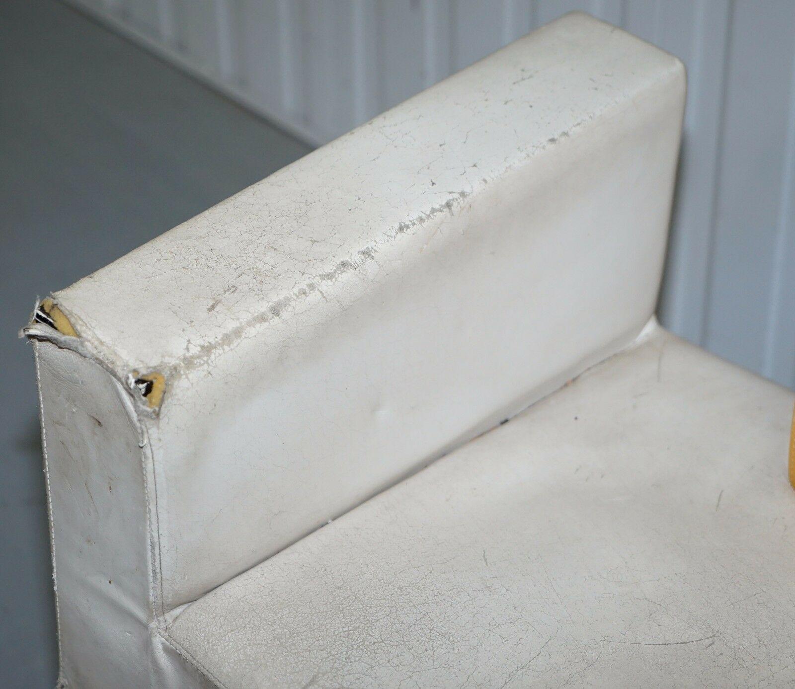 Mid-20th Century 1950s Italian Memphis School Swivel Armchair Butterscotch Leather Restoration