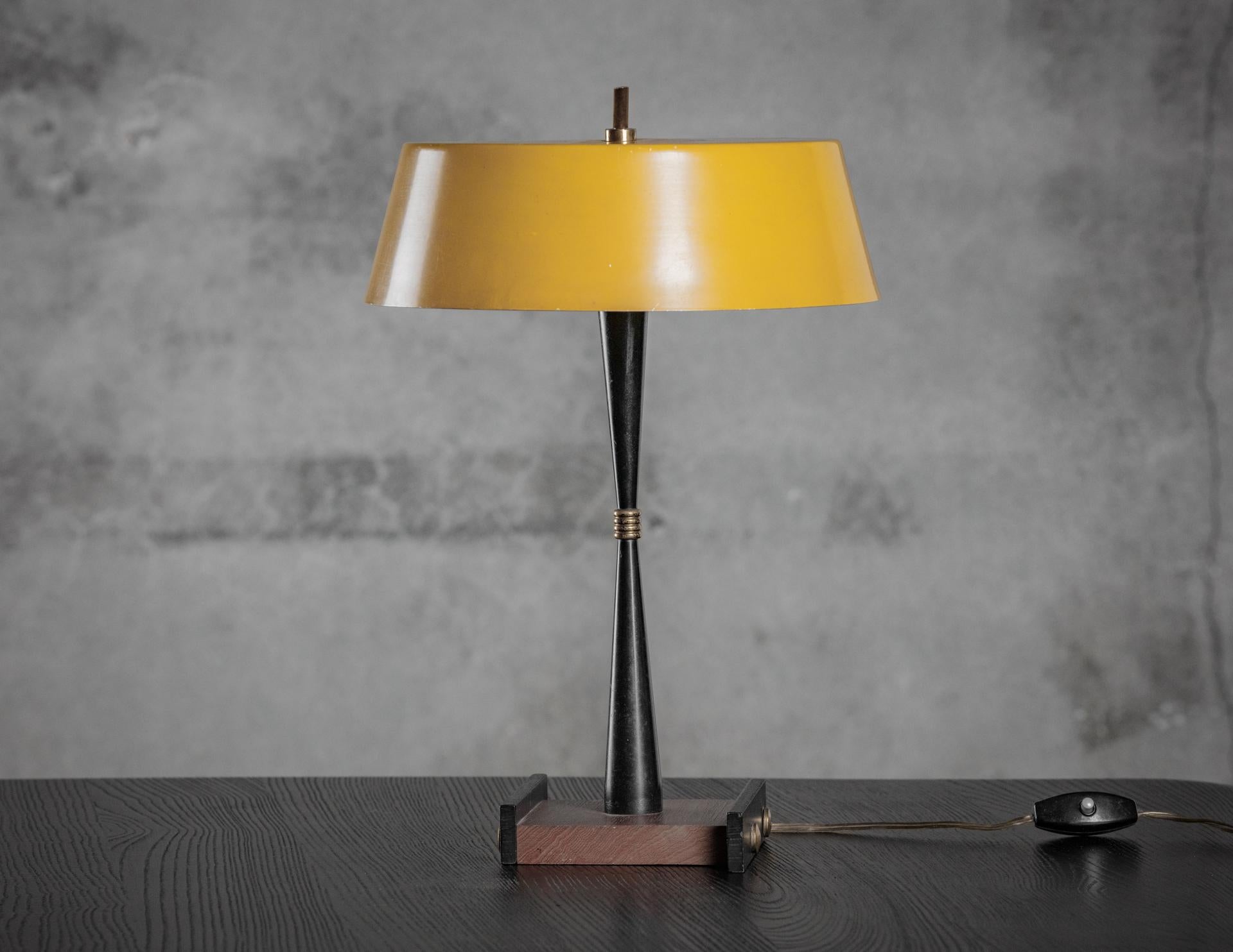 20th Century 1950s Italian Metal and Wood Table Lamp
