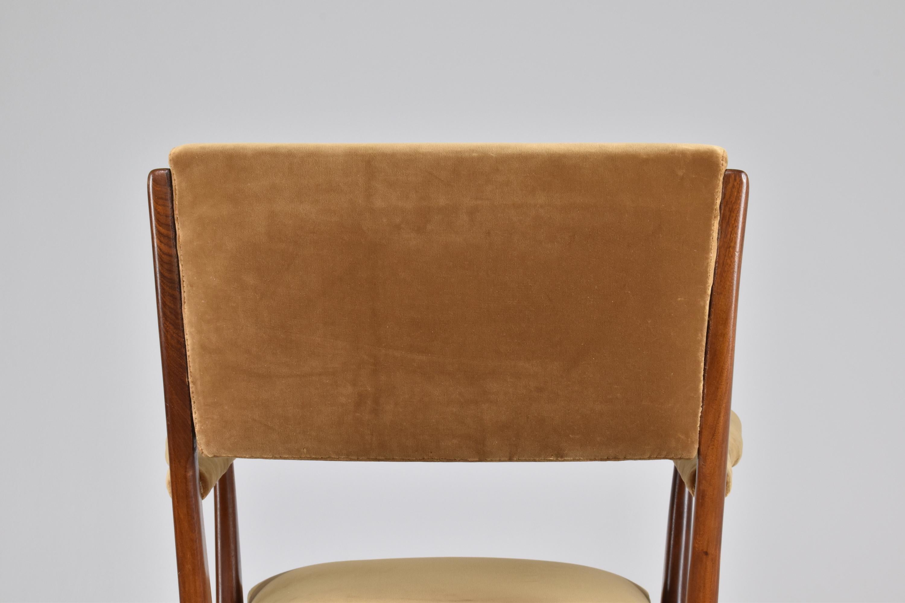 1950's Italian Mid-Century Armchair by Silvio Cavatorta 4